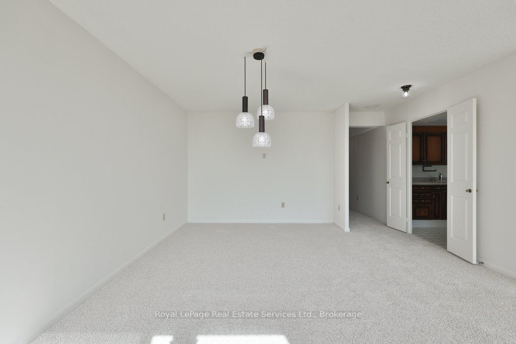 2180 Marine Drive 208 Property Photo 6