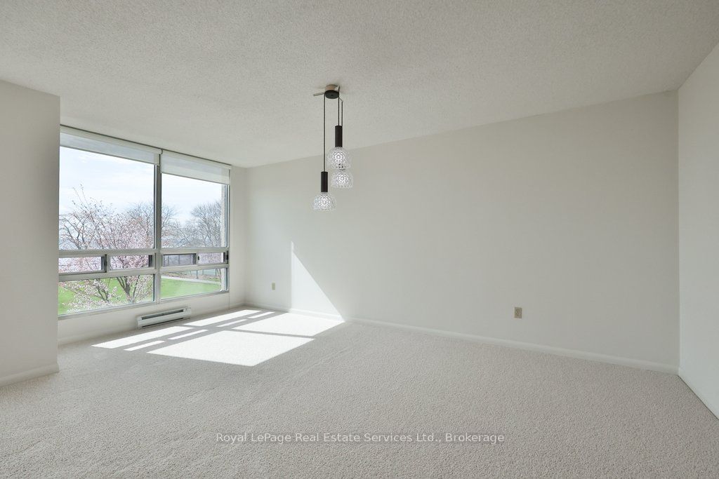 2180 Marine Drive 208 Property Photo 7