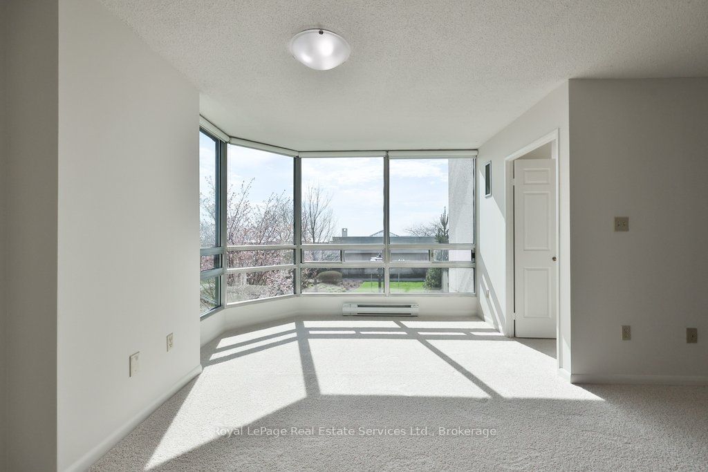 2180 Marine Drive 208 Property Photo 18