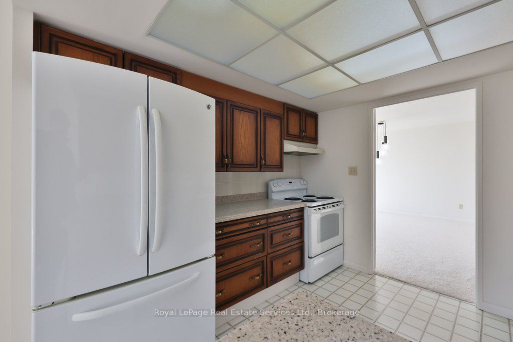 2180 Marine Drive 208 Property Photo 24
