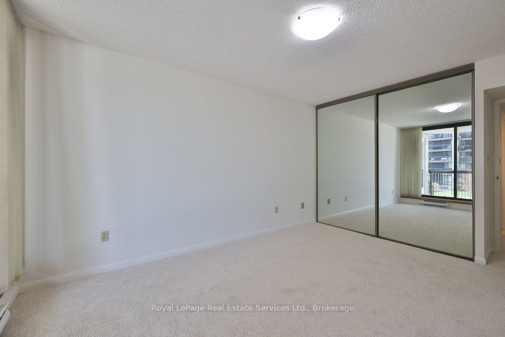 2180 Marine Drive 208 Property Photo 30