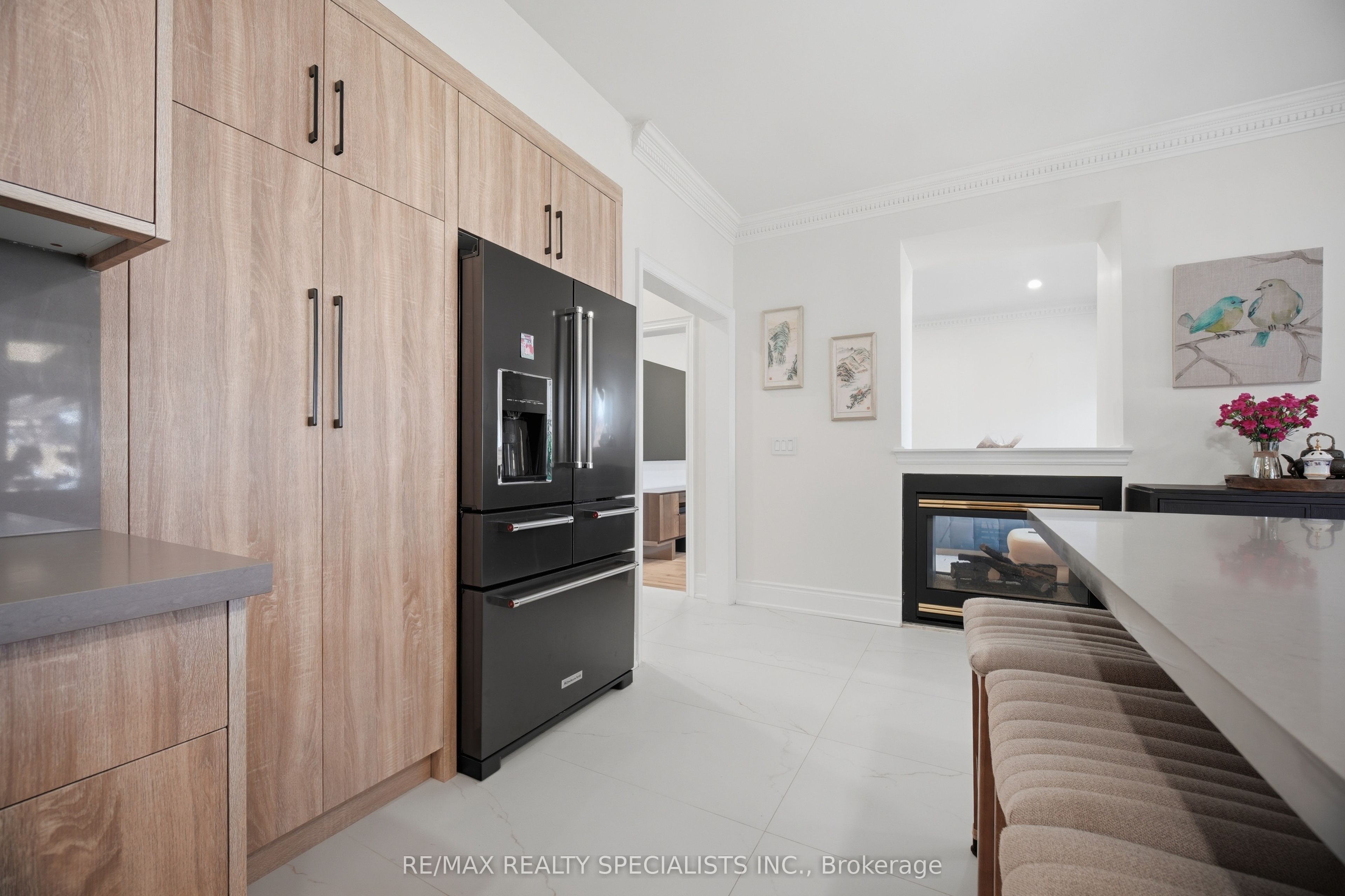 57 Fairview Road W Property Photo 12