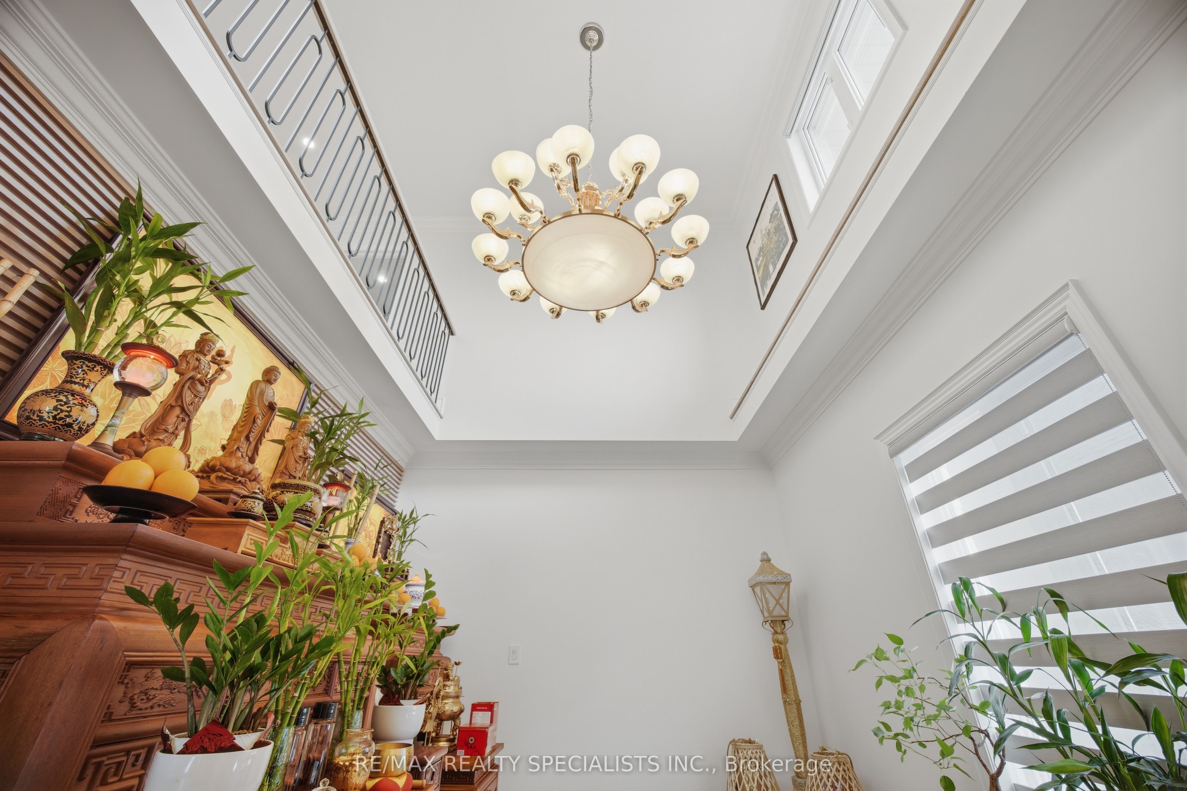 57 Fairview Road W Property Photo 16