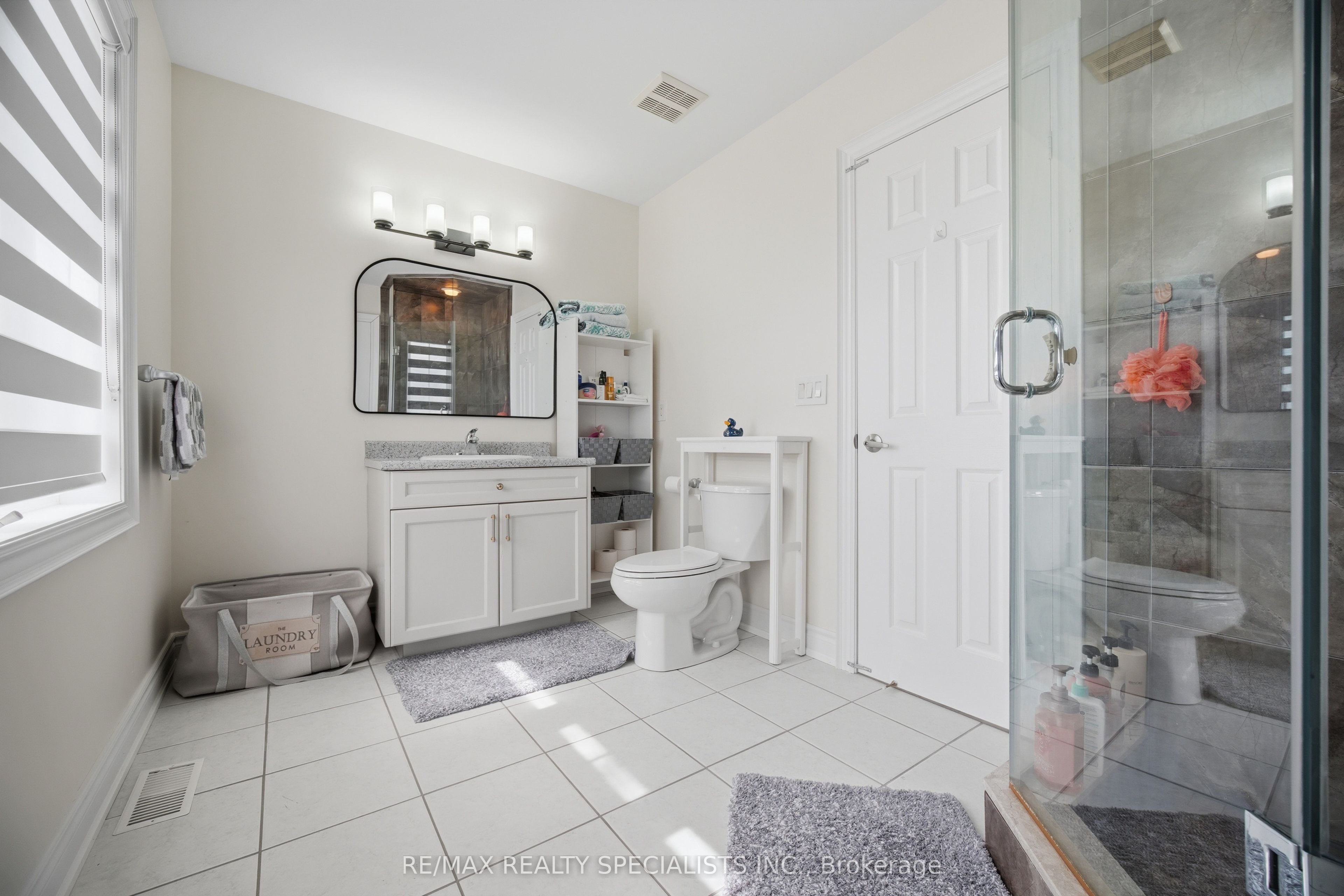 57 Fairview Road W Property Photo 28