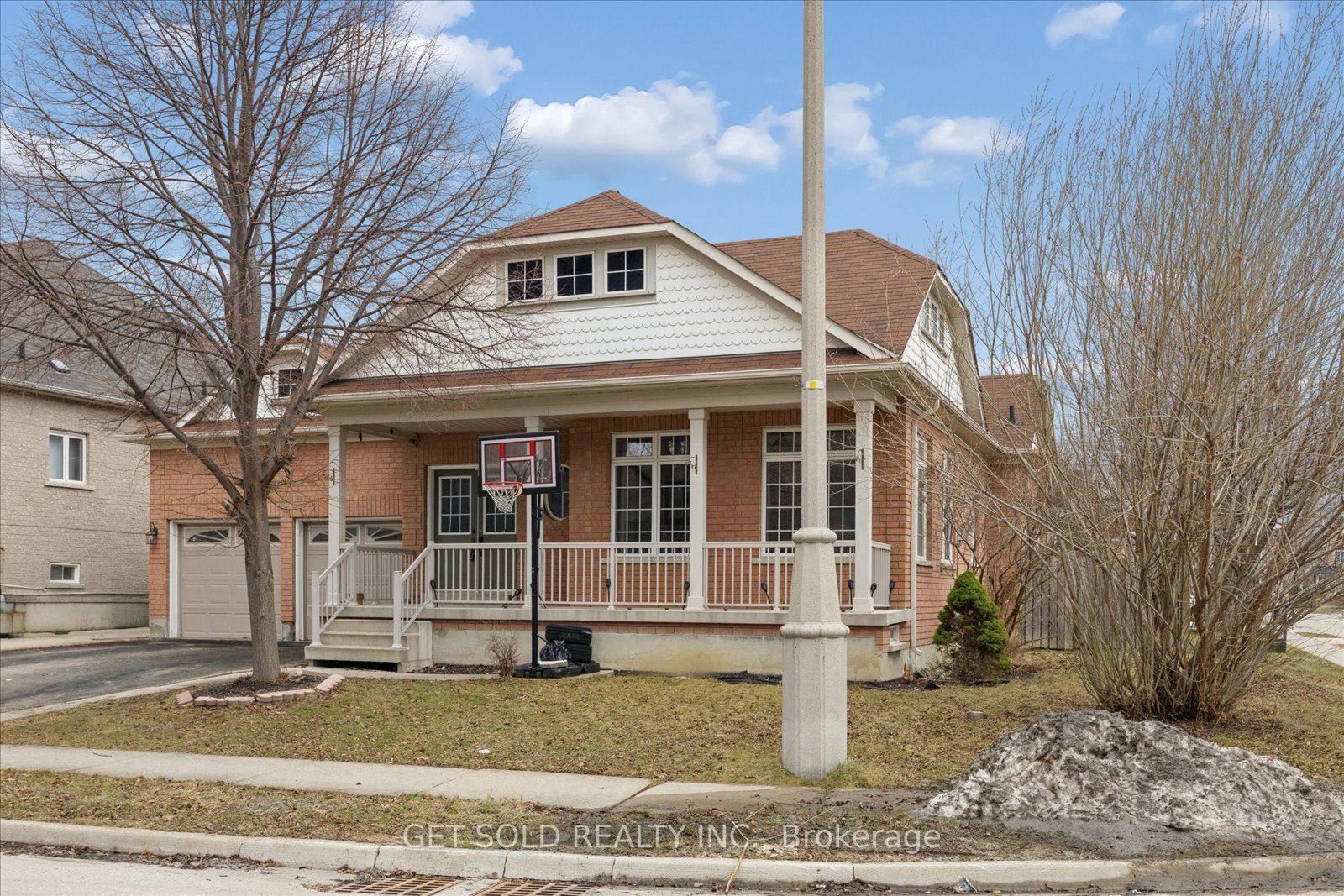 16 Deerchase Road Property Photo 4