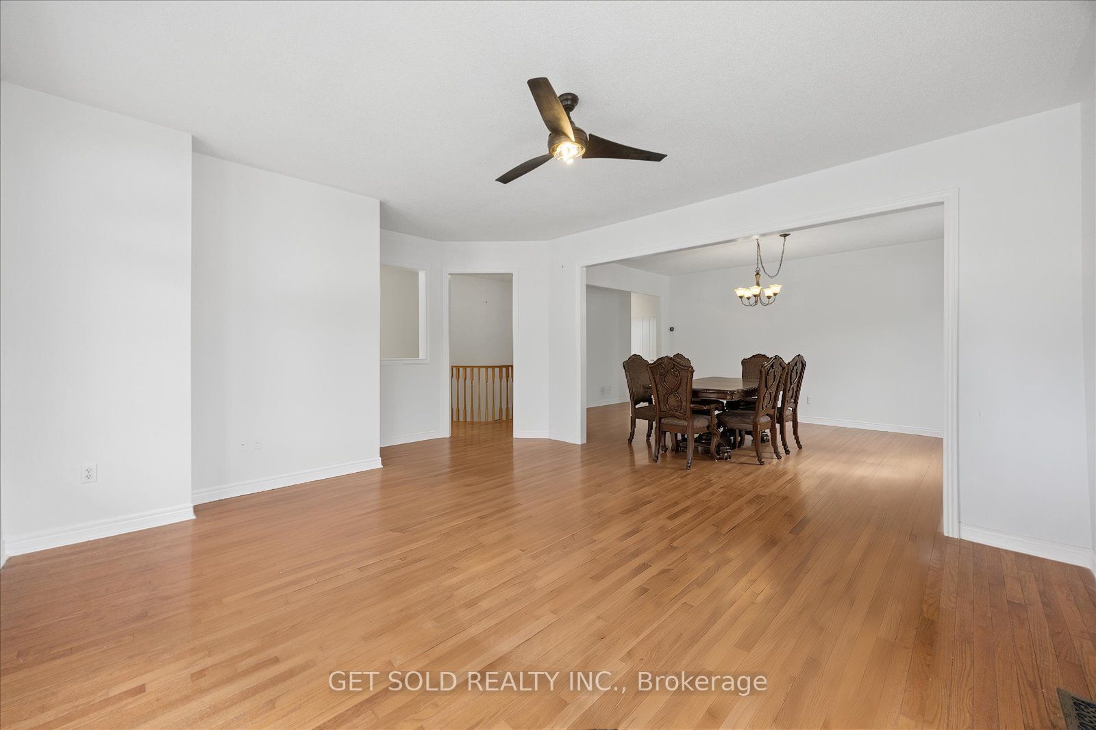 16 Deerchase Road Property Photo 11