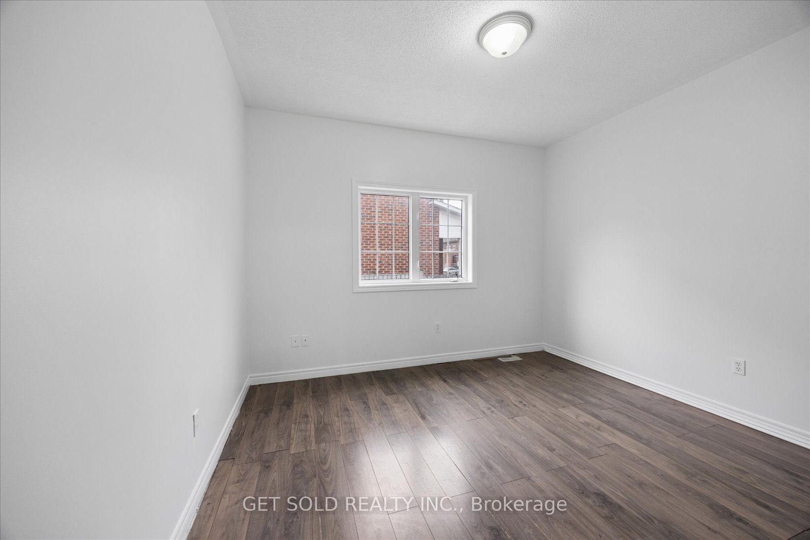 16 Deerchase Road Property Photo 24