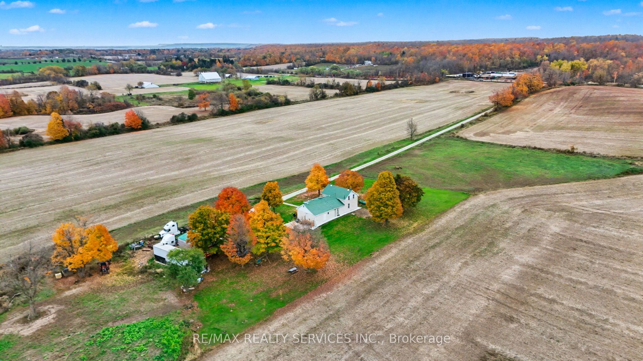 11889 Fourth Line Property Photo 1