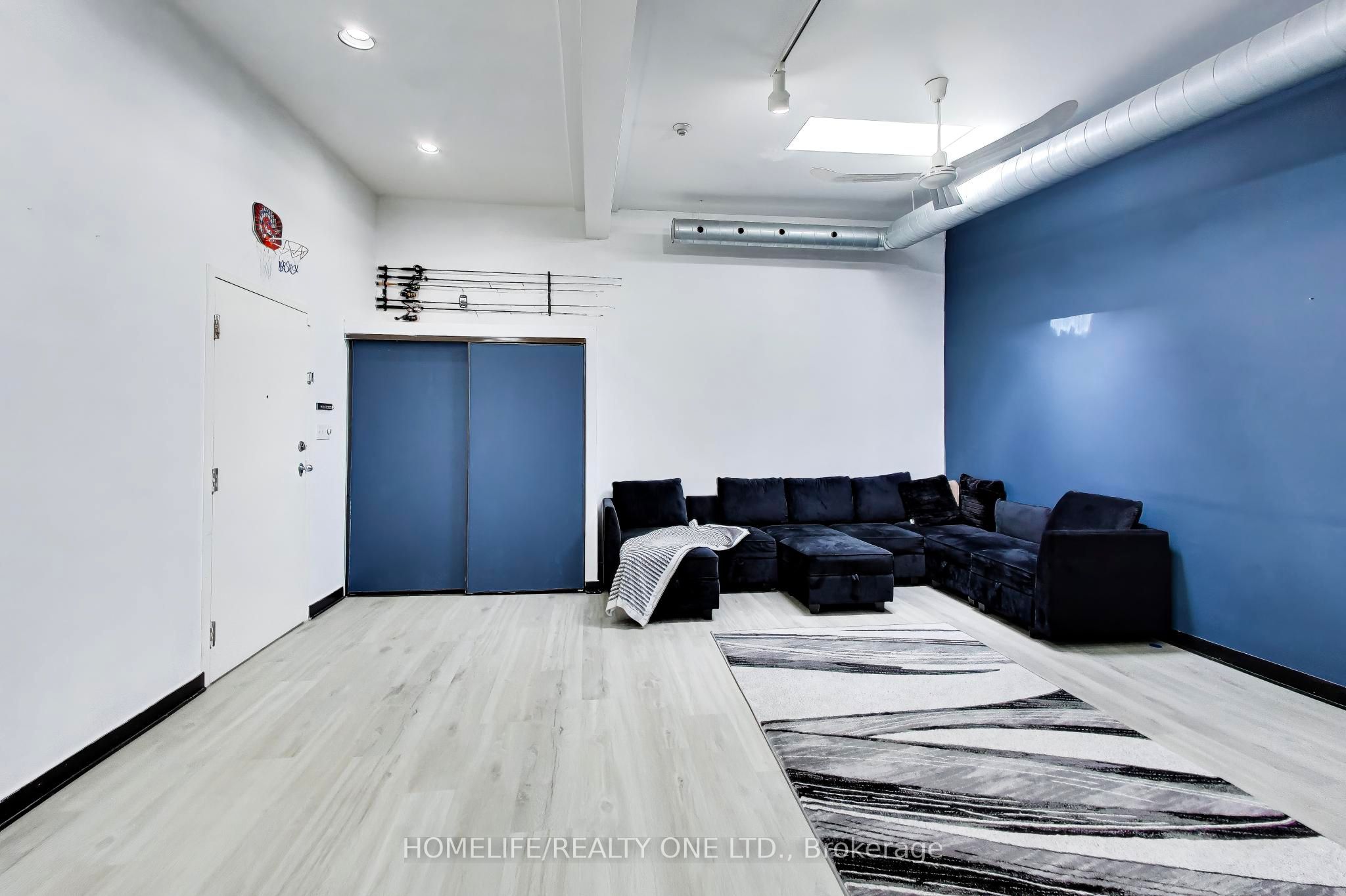 166 Broadway 3 Property Photo 6