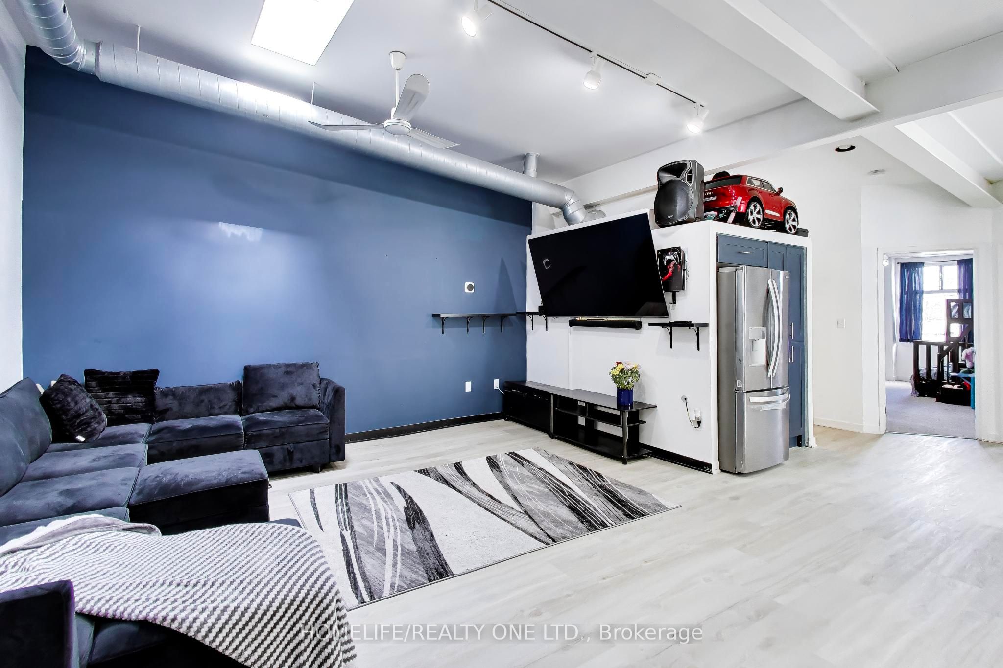166 Broadway 3 Property Photo 7