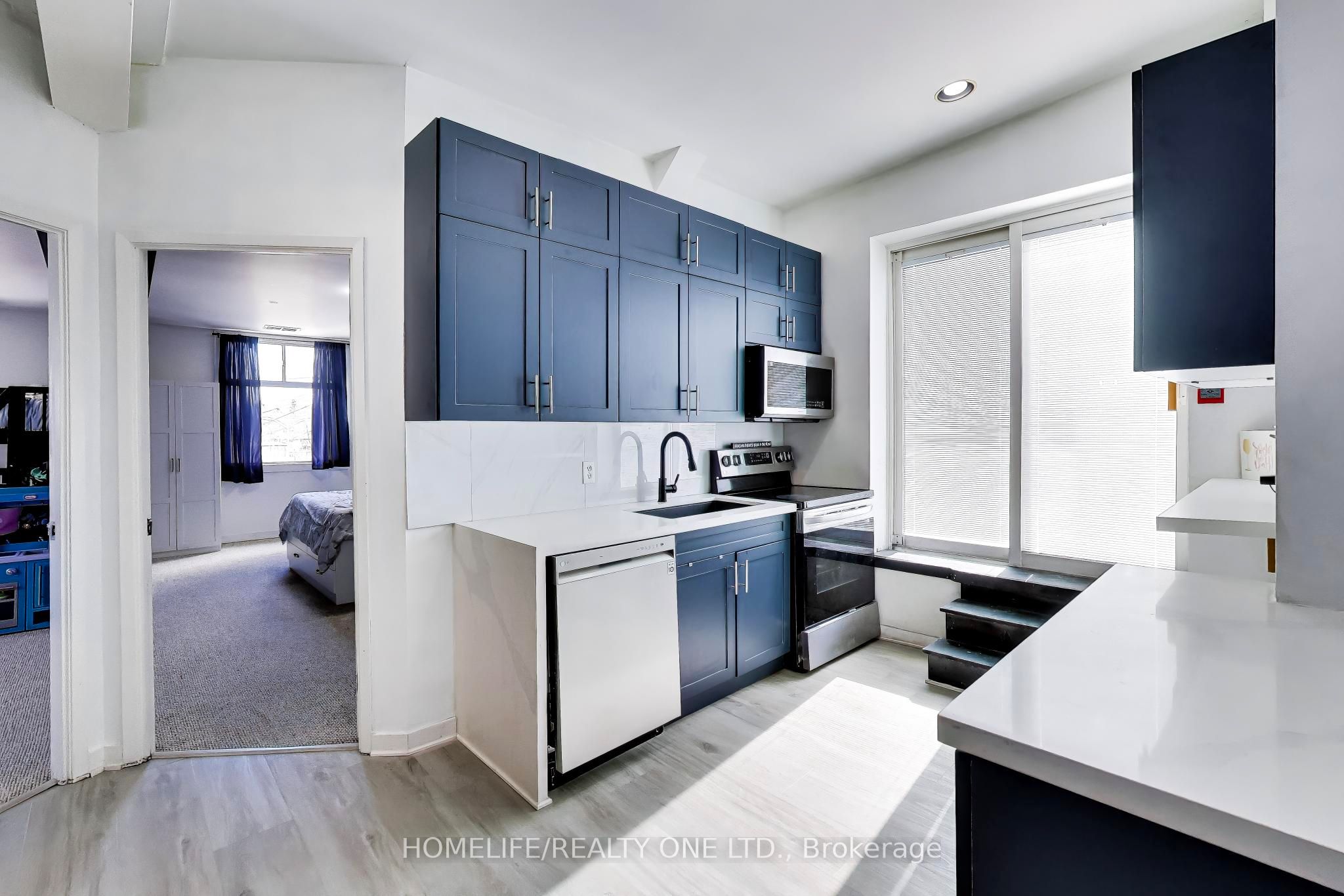 166 Broadway 3 Property Photo 10