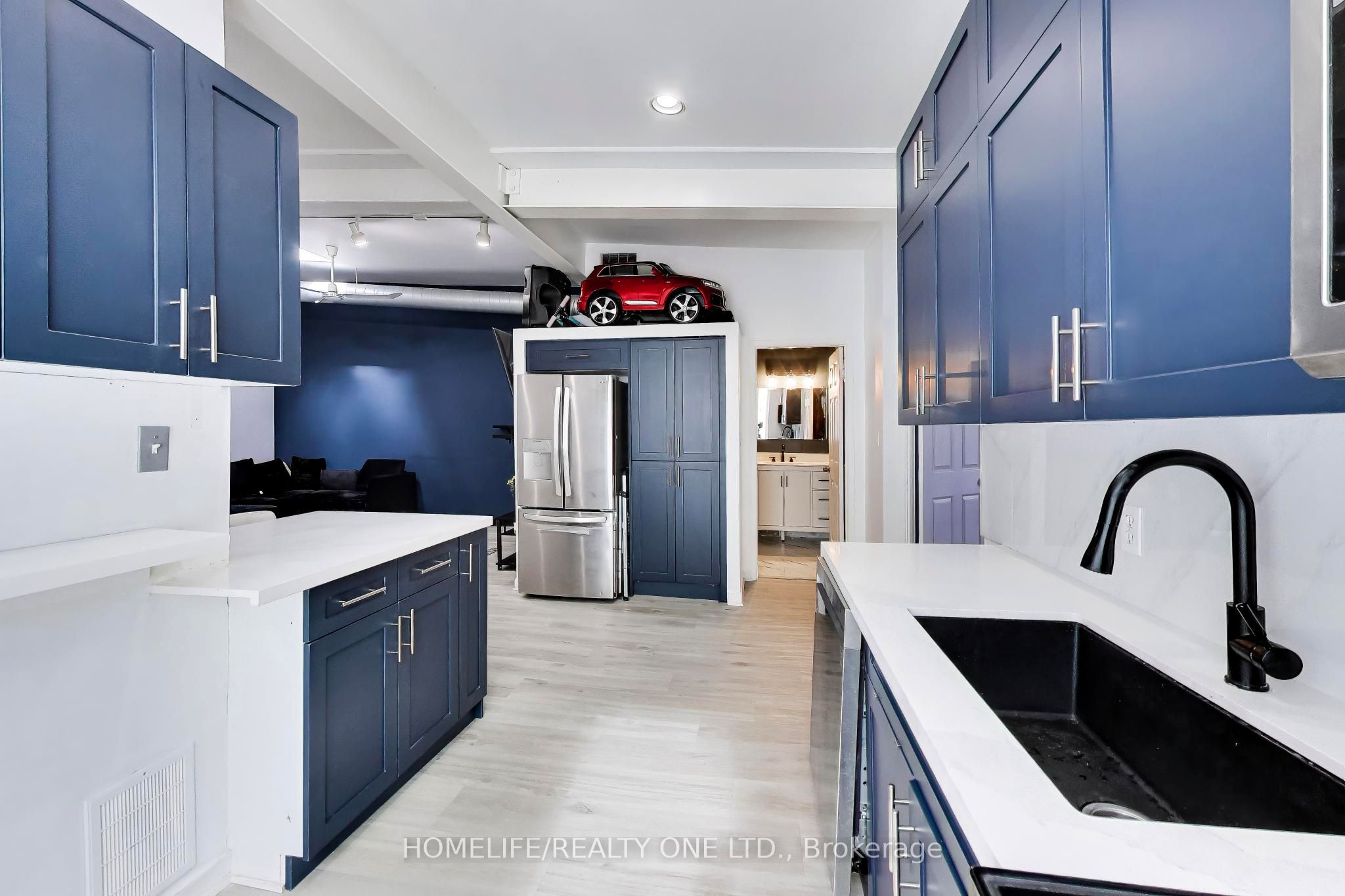 166 Broadway 3 Property Photo 11