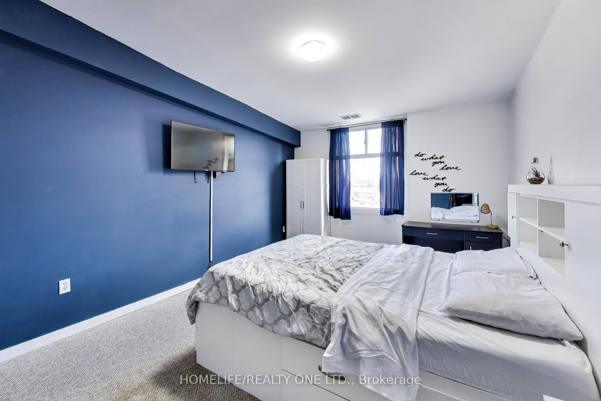 166 Broadway 3 Property Photo 14