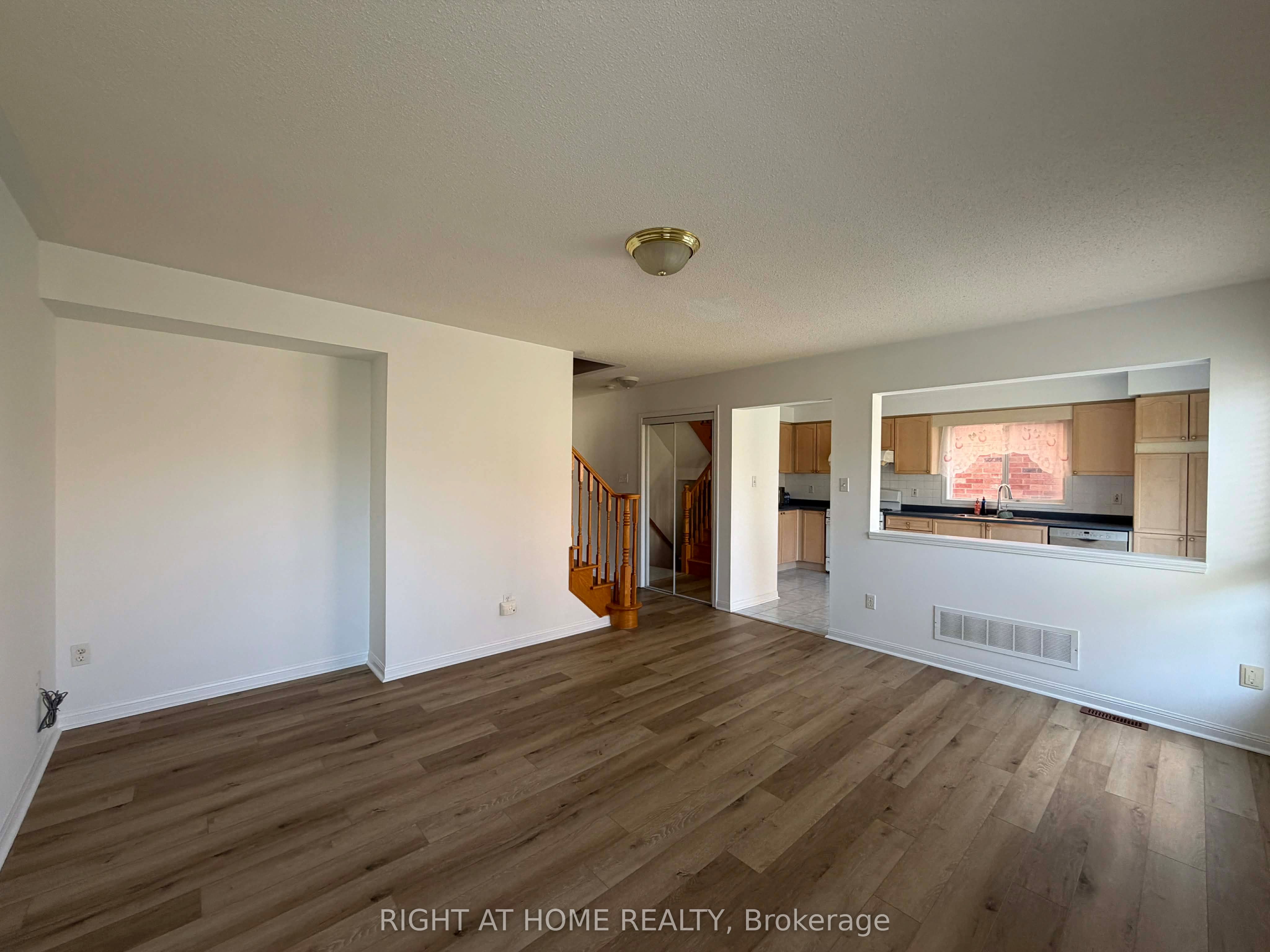 677 Irving Terrace Property Photo 8