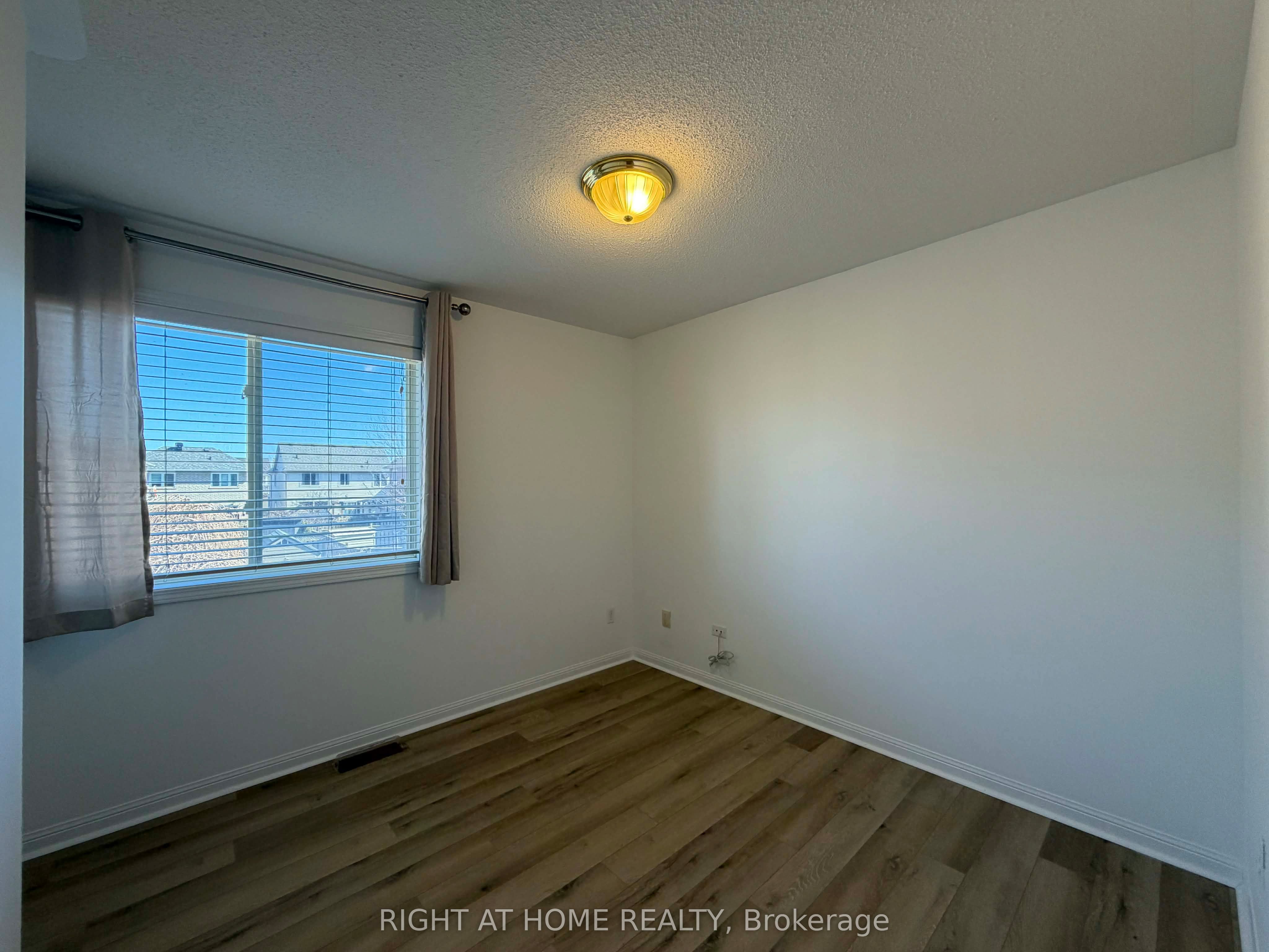 677 Irving Terrace Property Photo 15