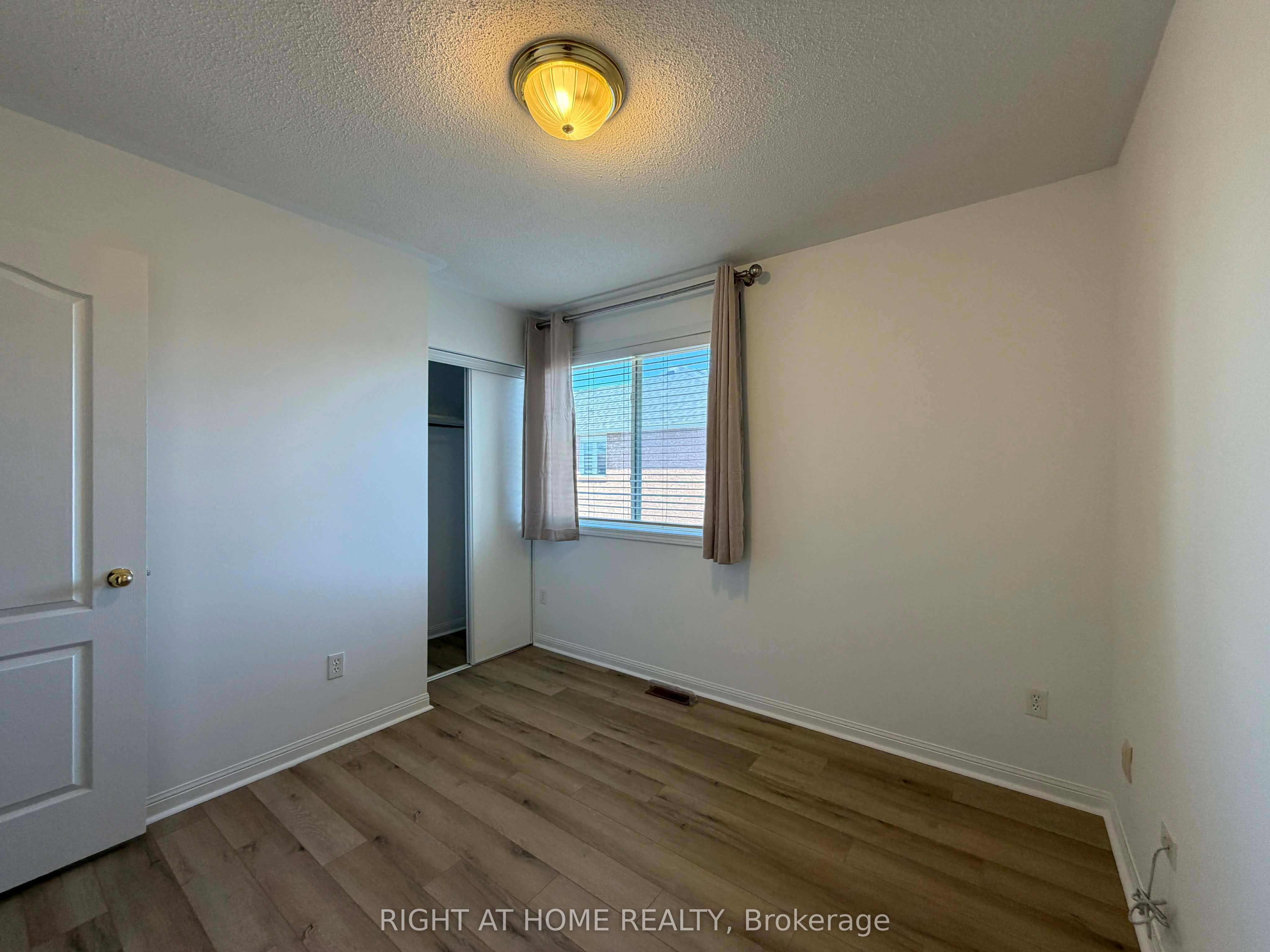 677 Irving Terrace Property Photo 16