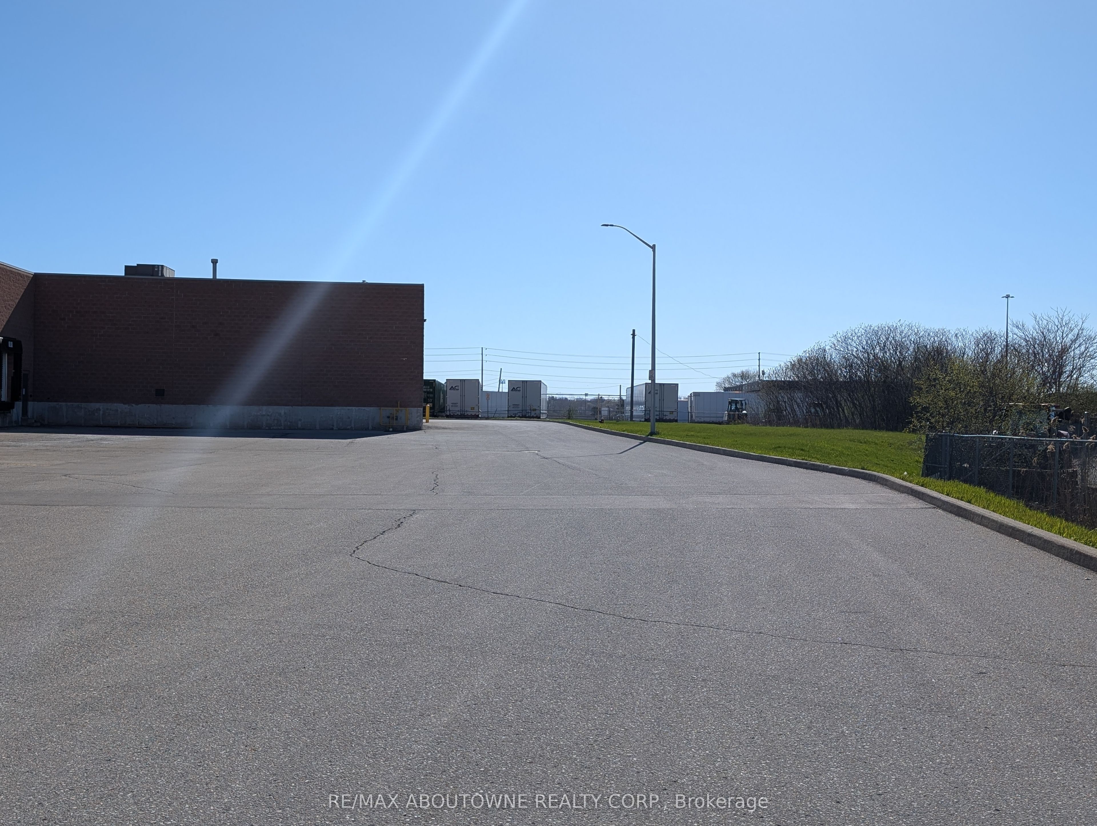 1273 North Service Road E F7 Property Photo 11