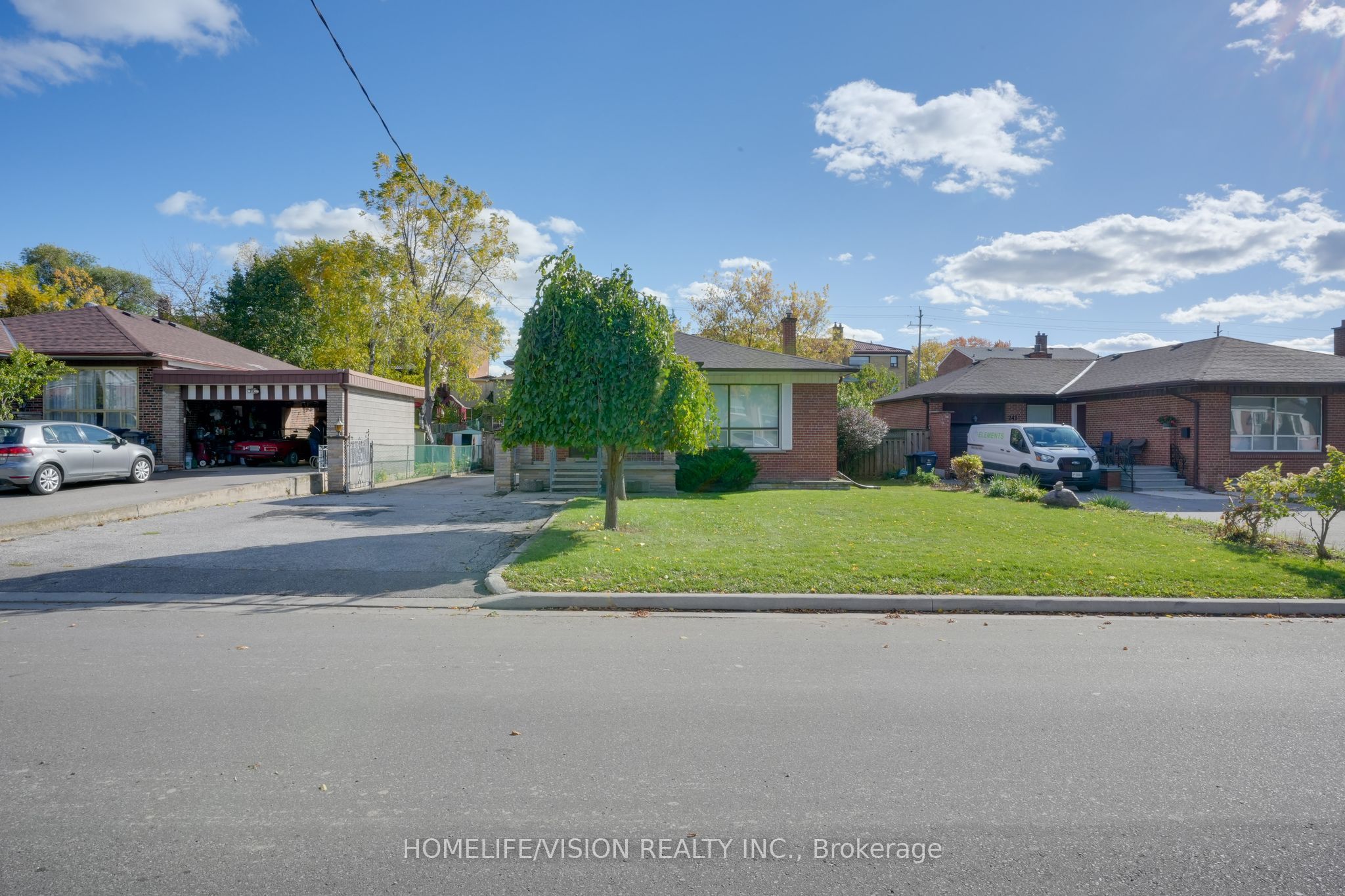 239 Epsom Downs Drive Property Photo 3