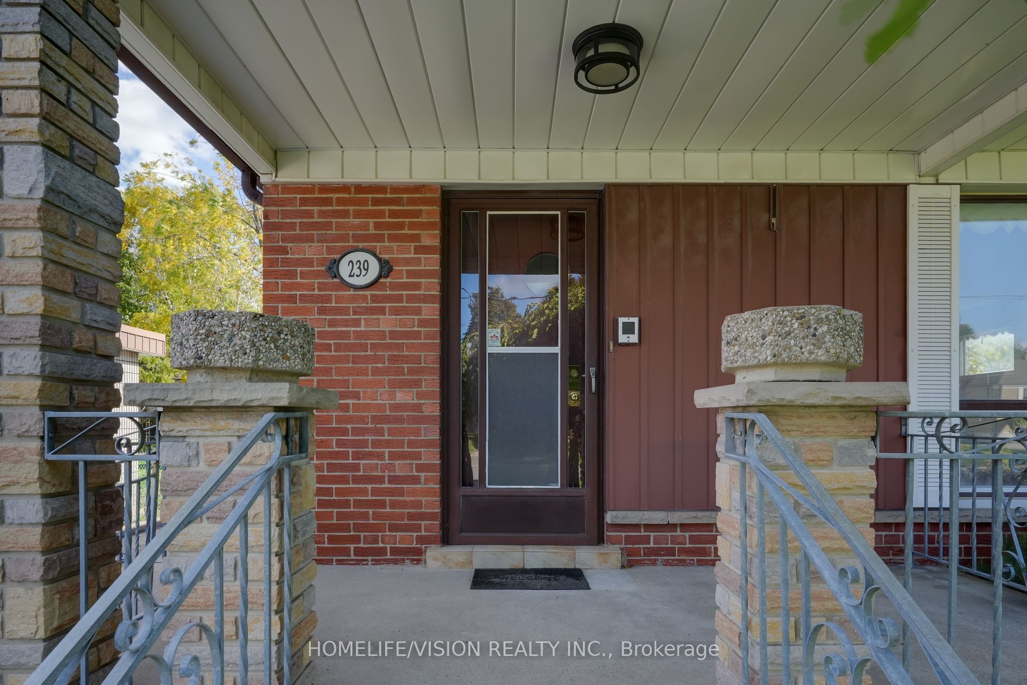 239 Epsom Downs Drive Property Photo 4