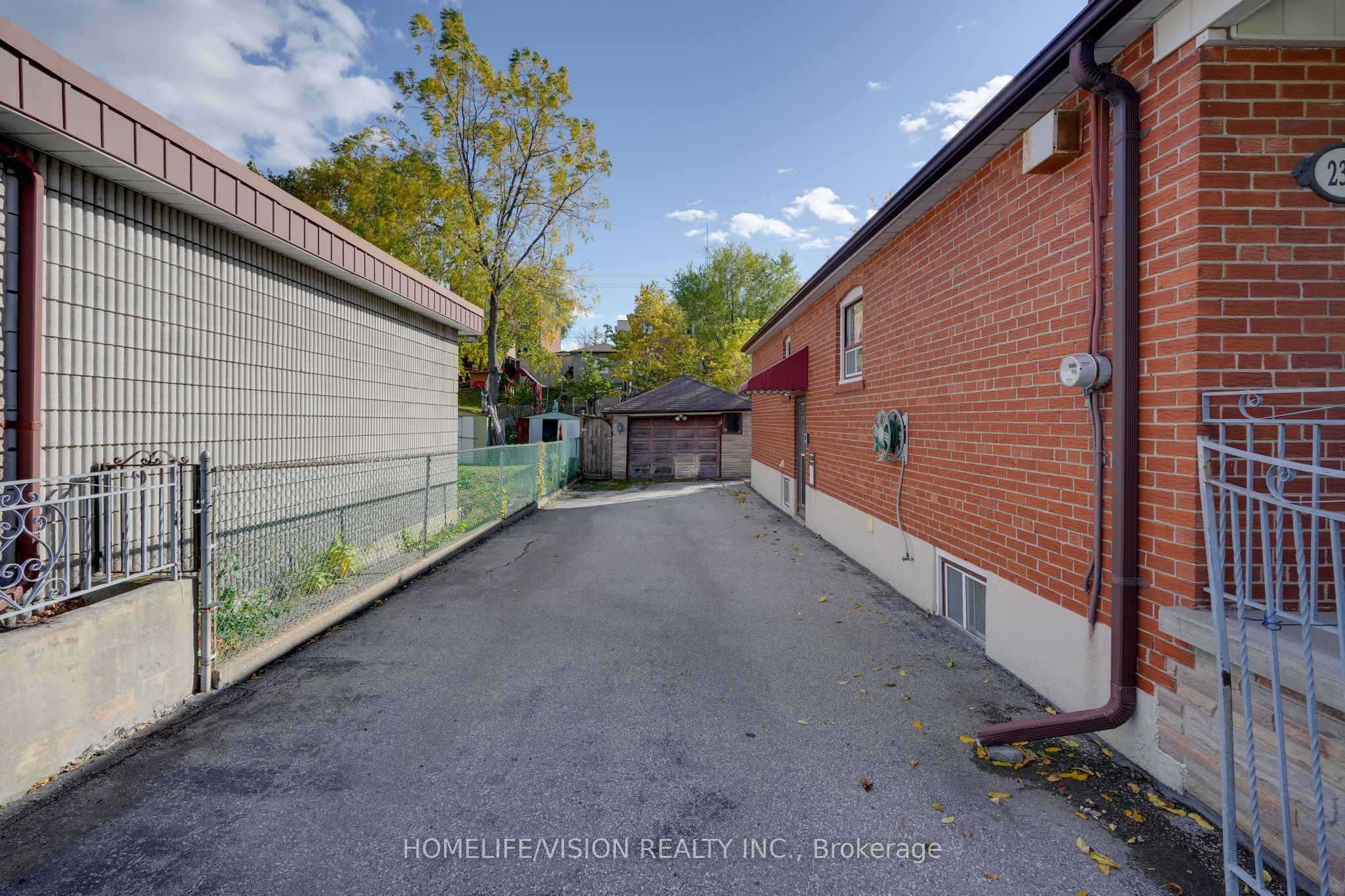 239 Epsom Downs Drive Property Photo 7
