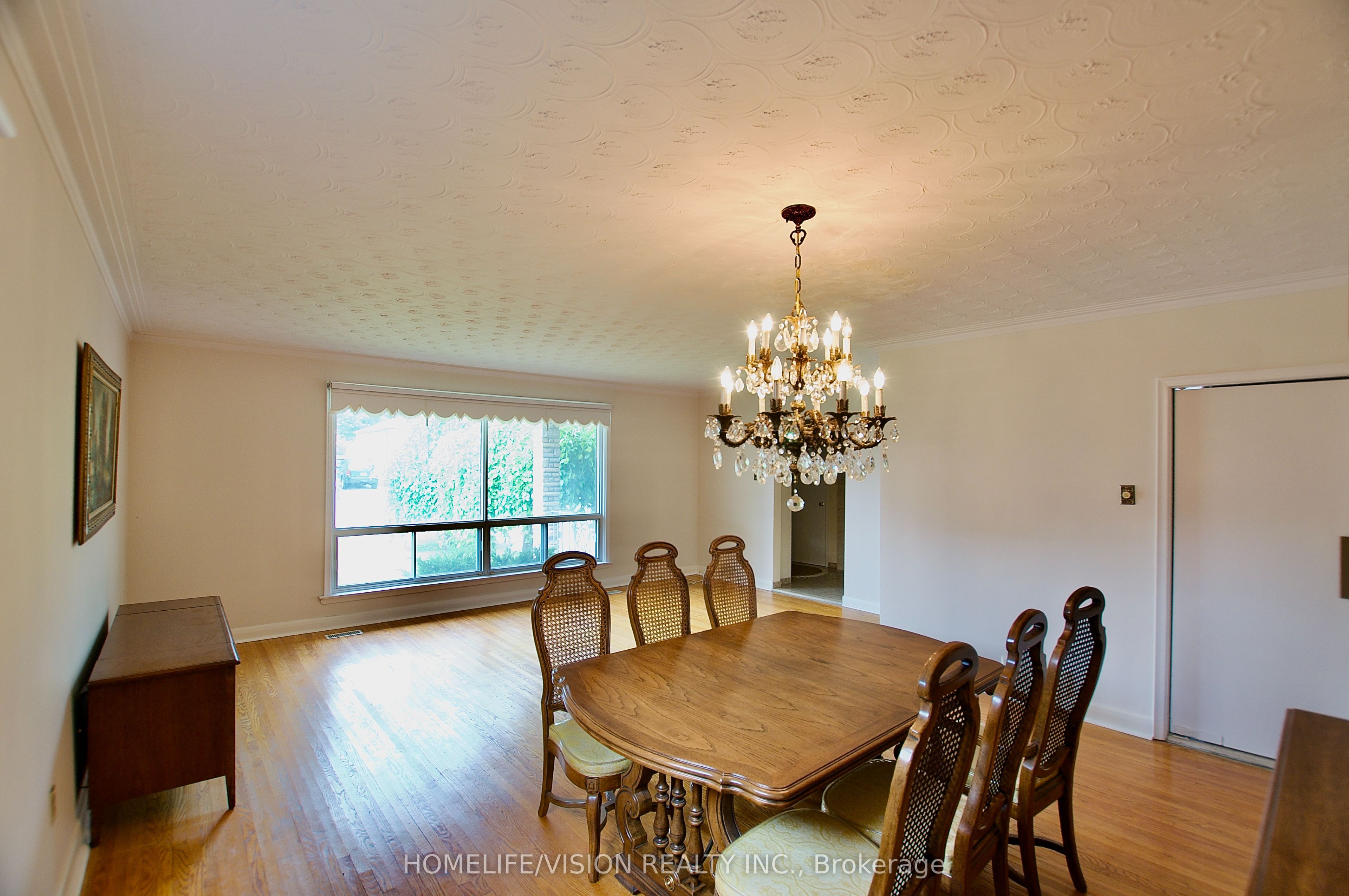 239 Epsom Downs Drive Property Photo 14