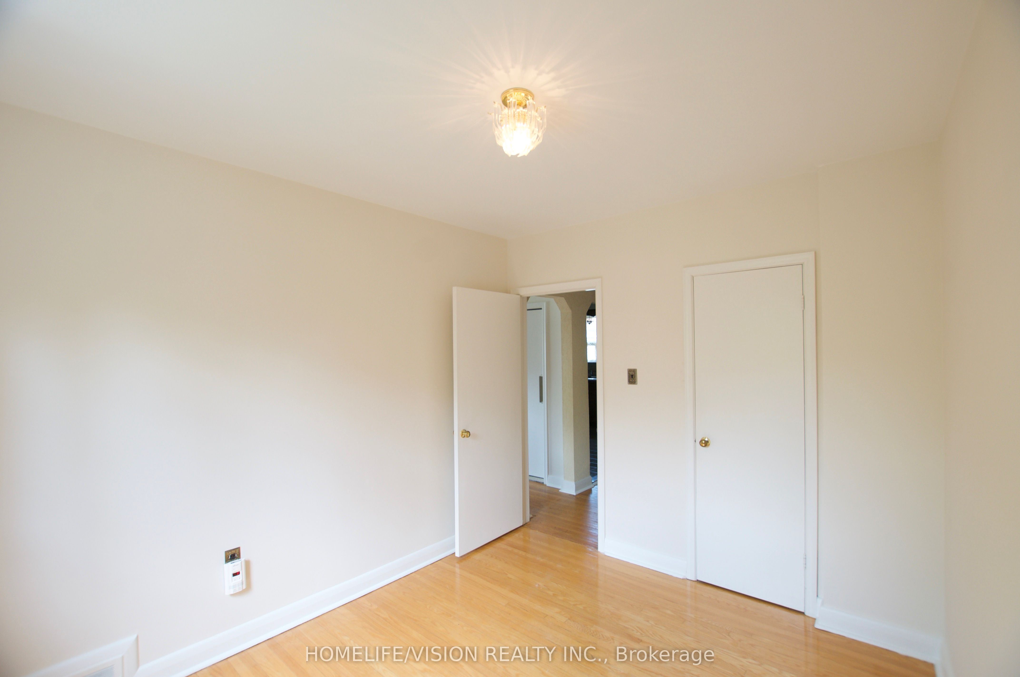 239 Epsom Downs Drive Property Photo 23