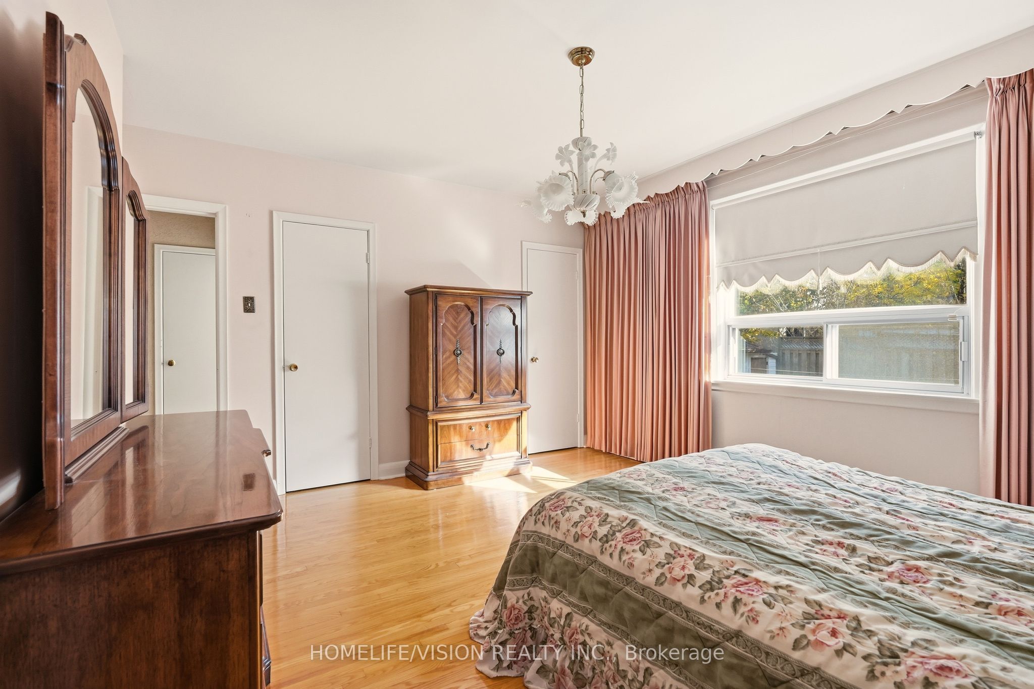 239 Epsom Downs Drive Property Photo 26