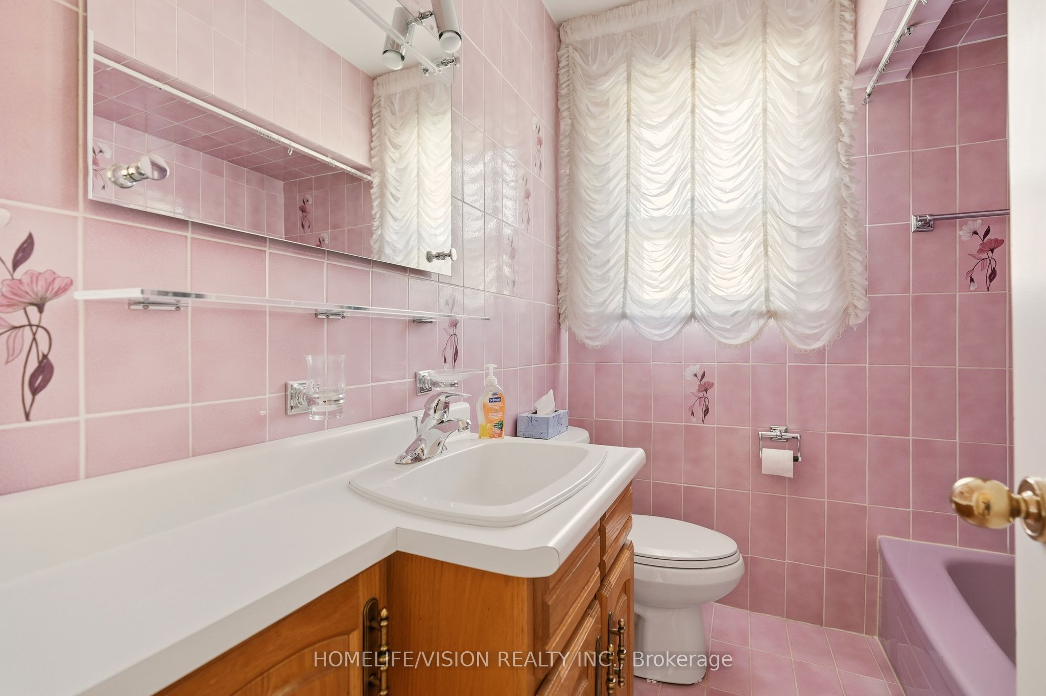 239 Epsom Downs Drive Property Photo 29