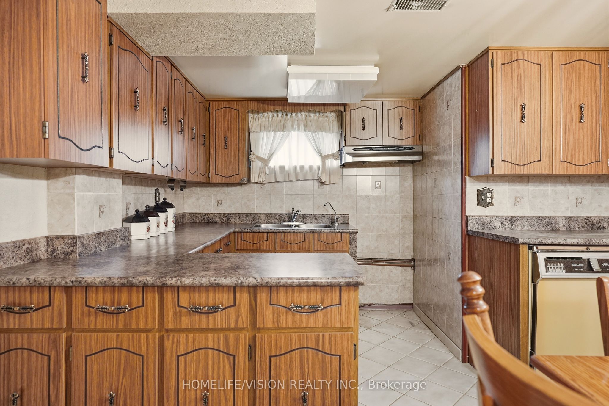 239 Epsom Downs Drive Property Photo 37