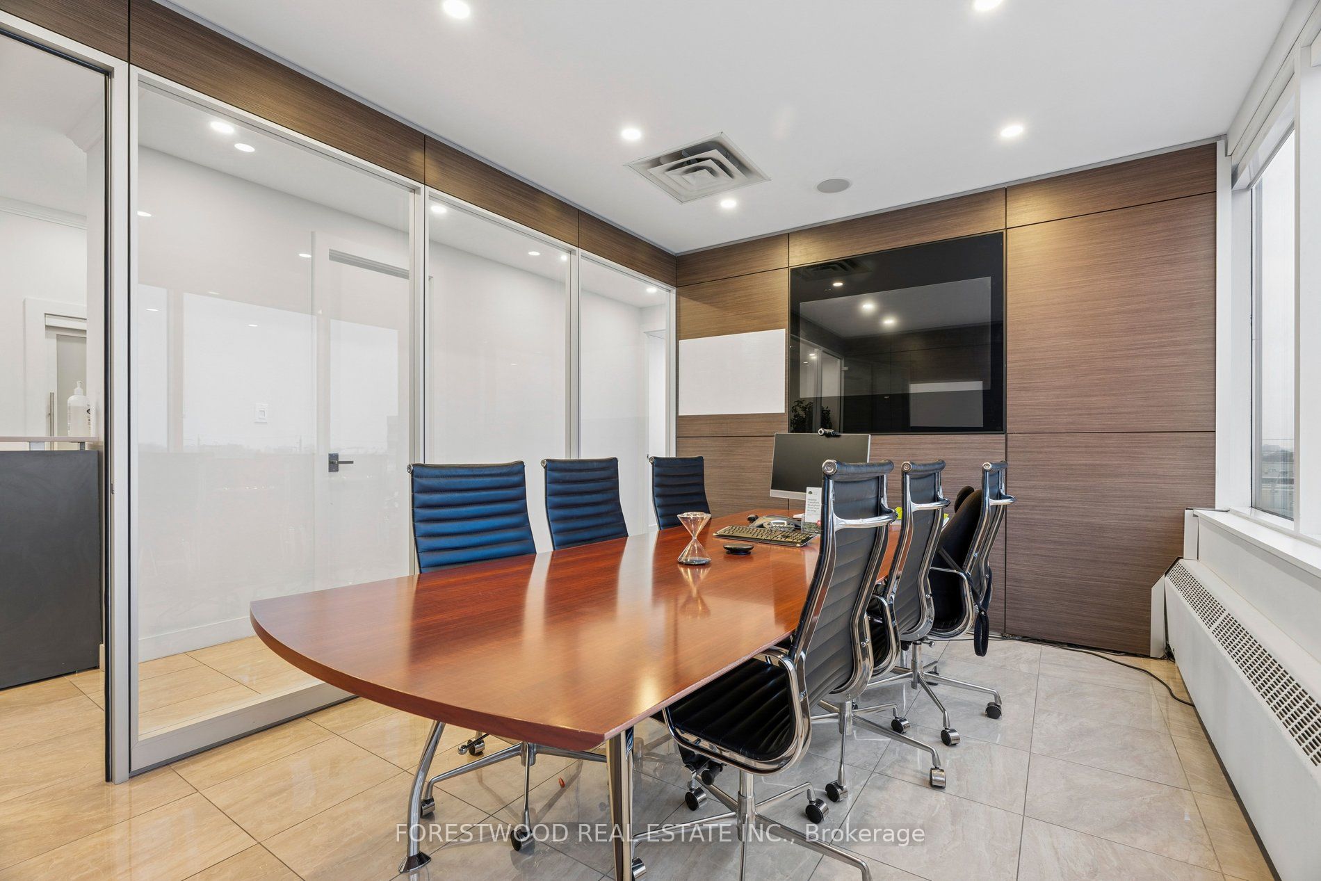 1280 Finch Avenue W 408 & 409 Property Photo 11