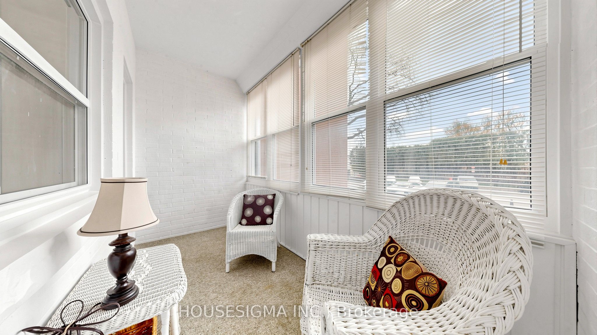 824 Brant Street 9 Property Photo 18