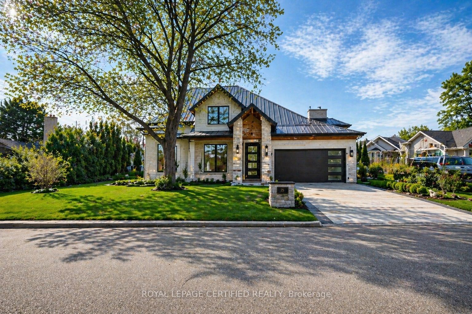 1348 Hollyrood Avenue Property Photo 1