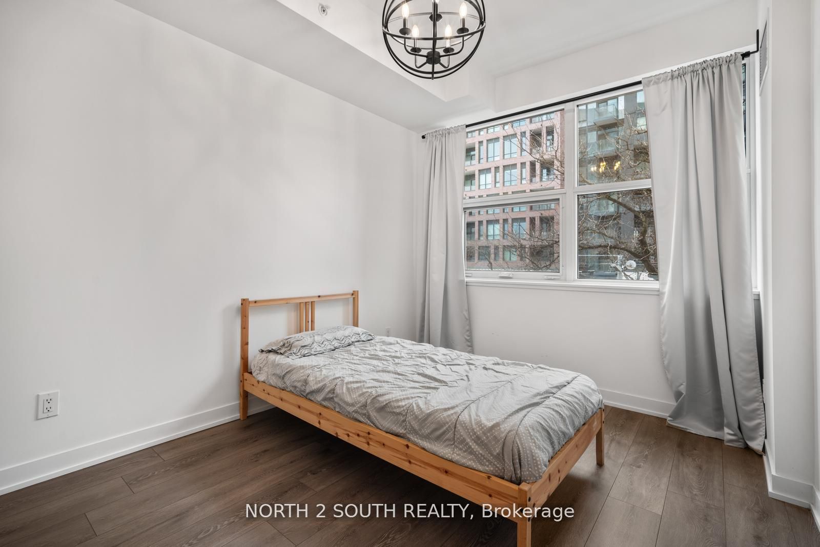1787 St Clair Avenue W 213 Property Photo 19
