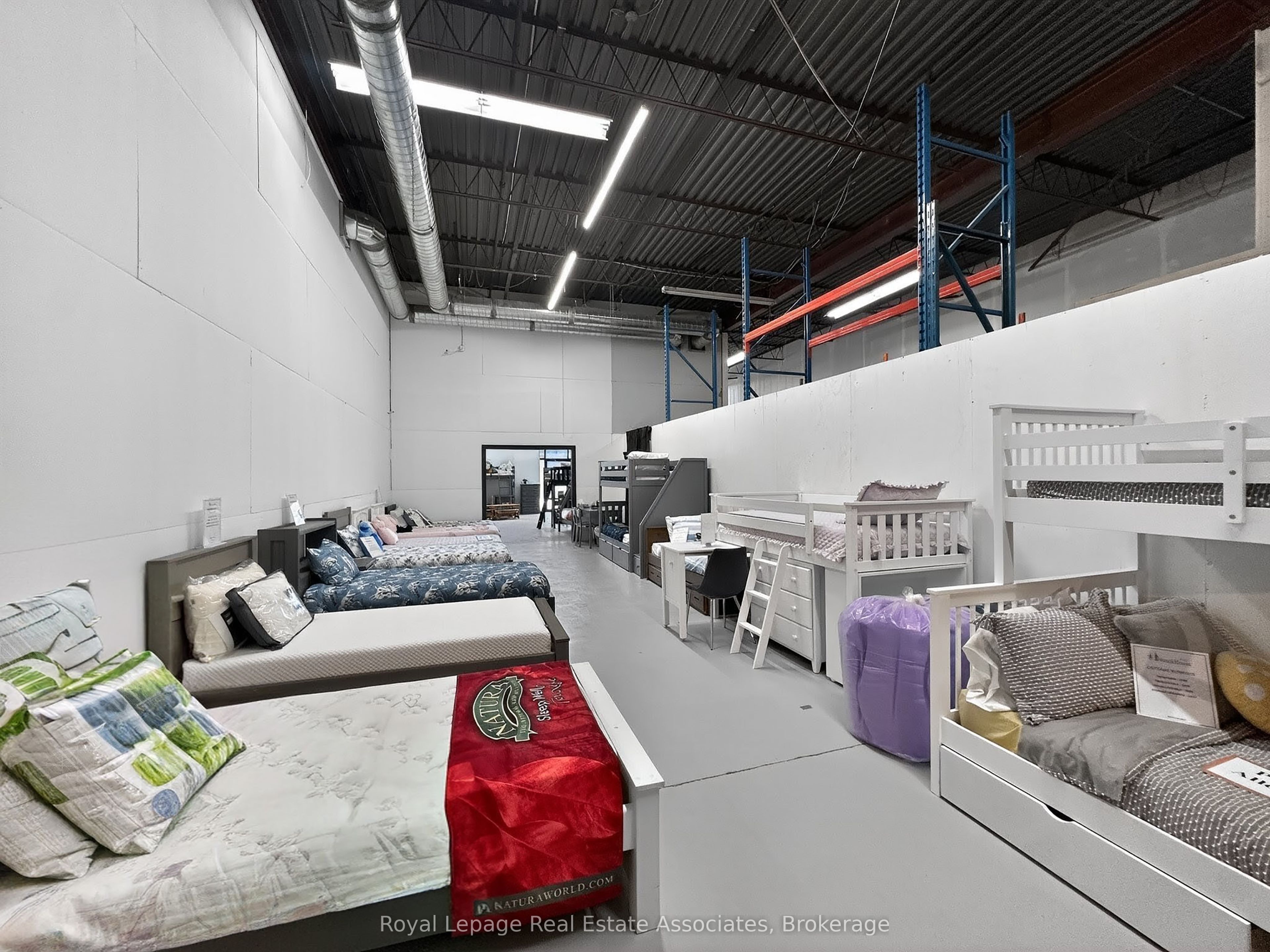 136 Tycos Drive Unit 4 Property Photo 10