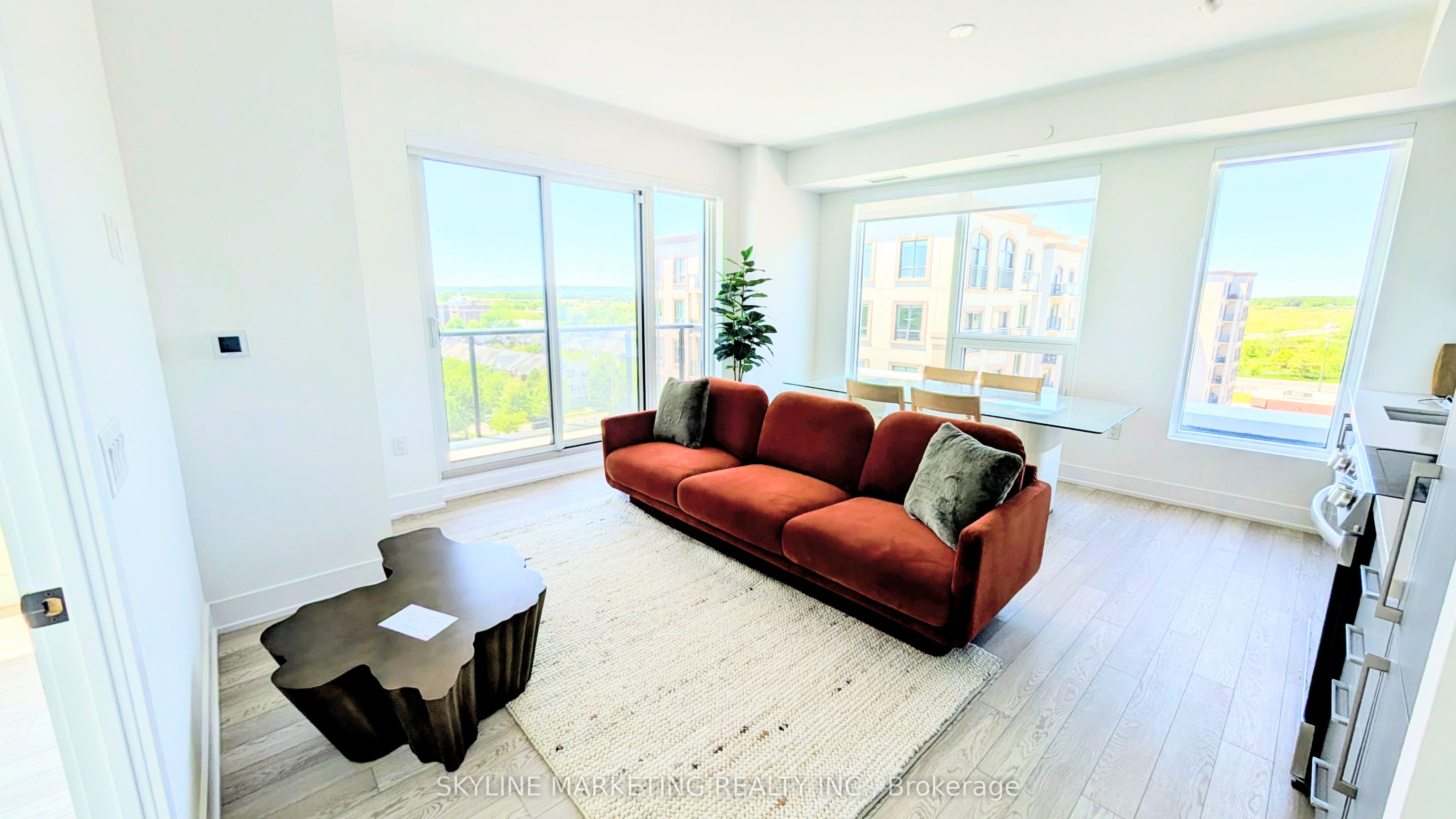2450 Old Bronte Road 733 Property Photo 8