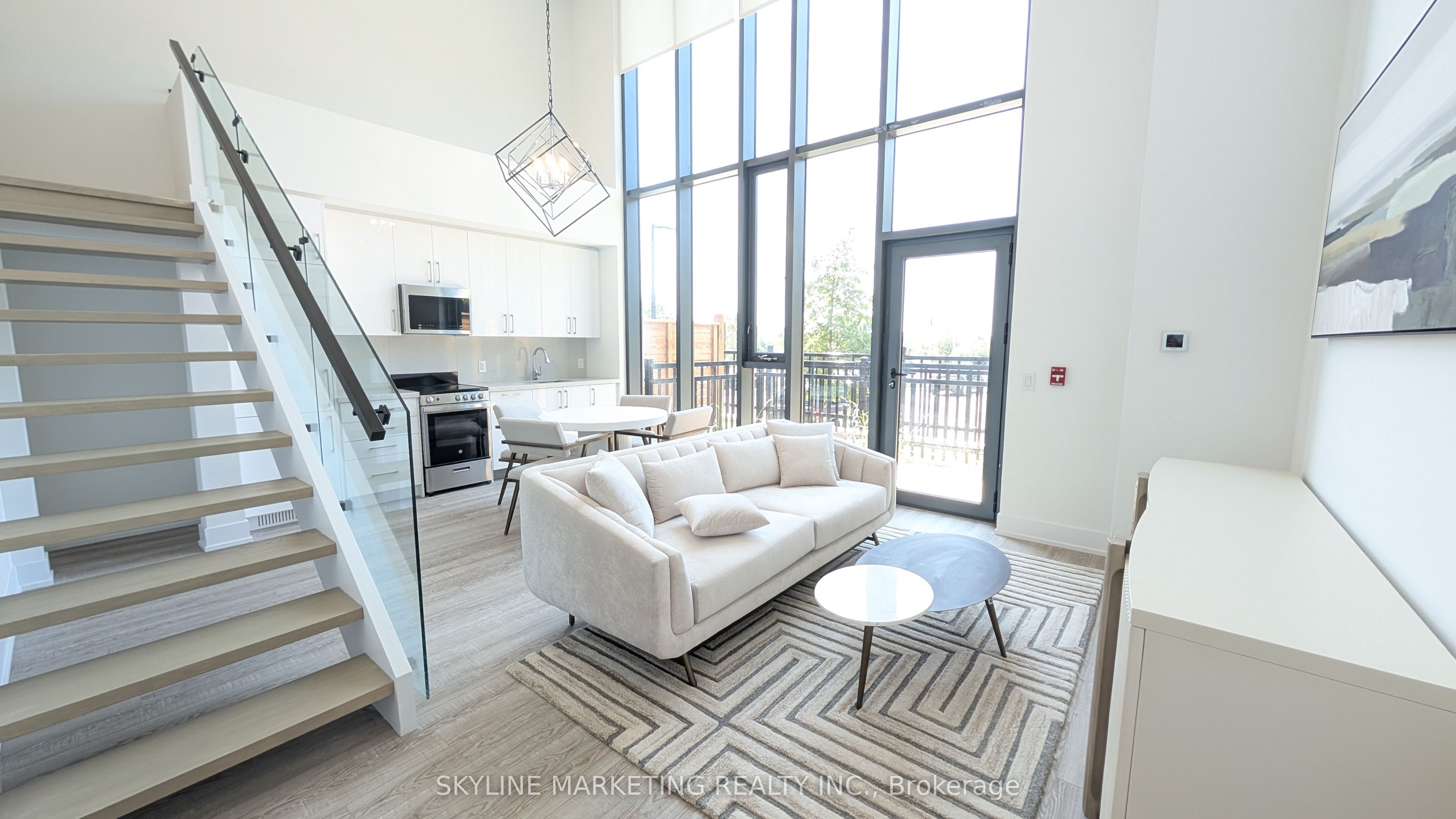 2450 Old Bronte Road 102 Property Photo 1