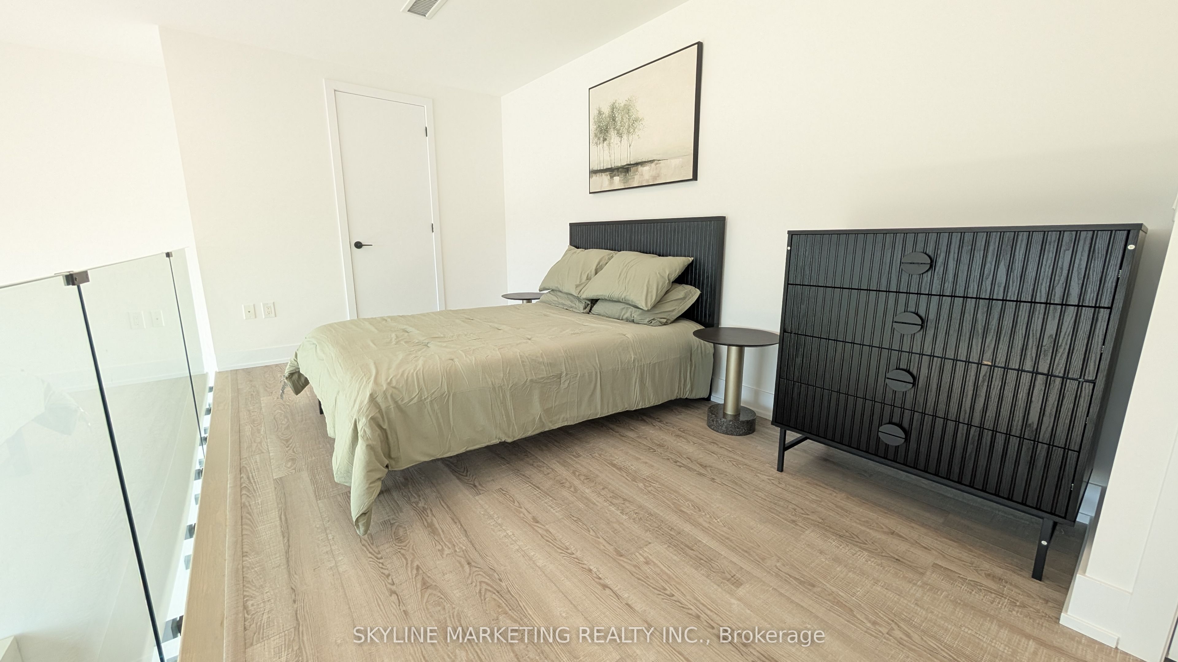 2450 Old Bronte Road 102 Property Photo 11