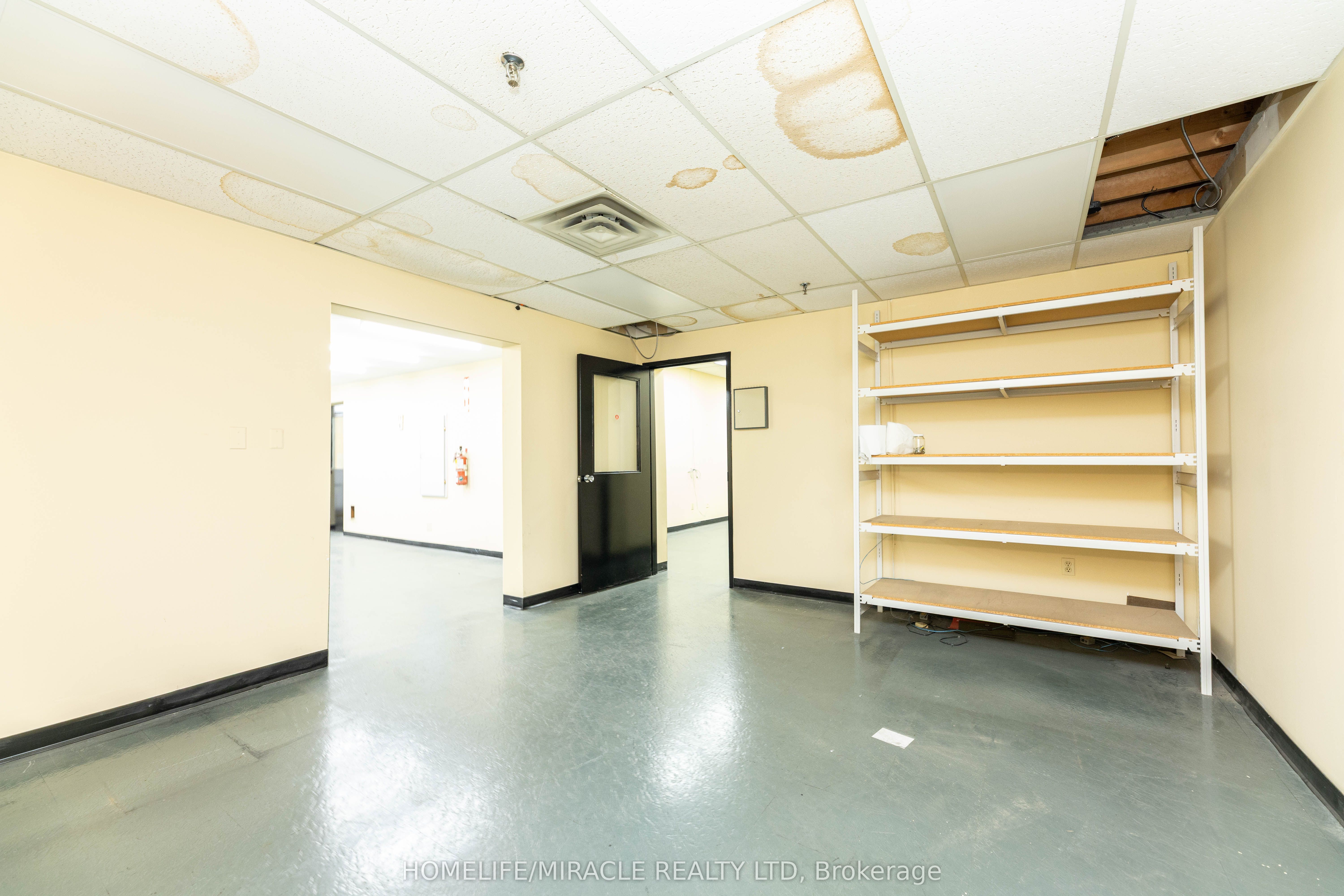 11 Automatic Road E Property Photo 18