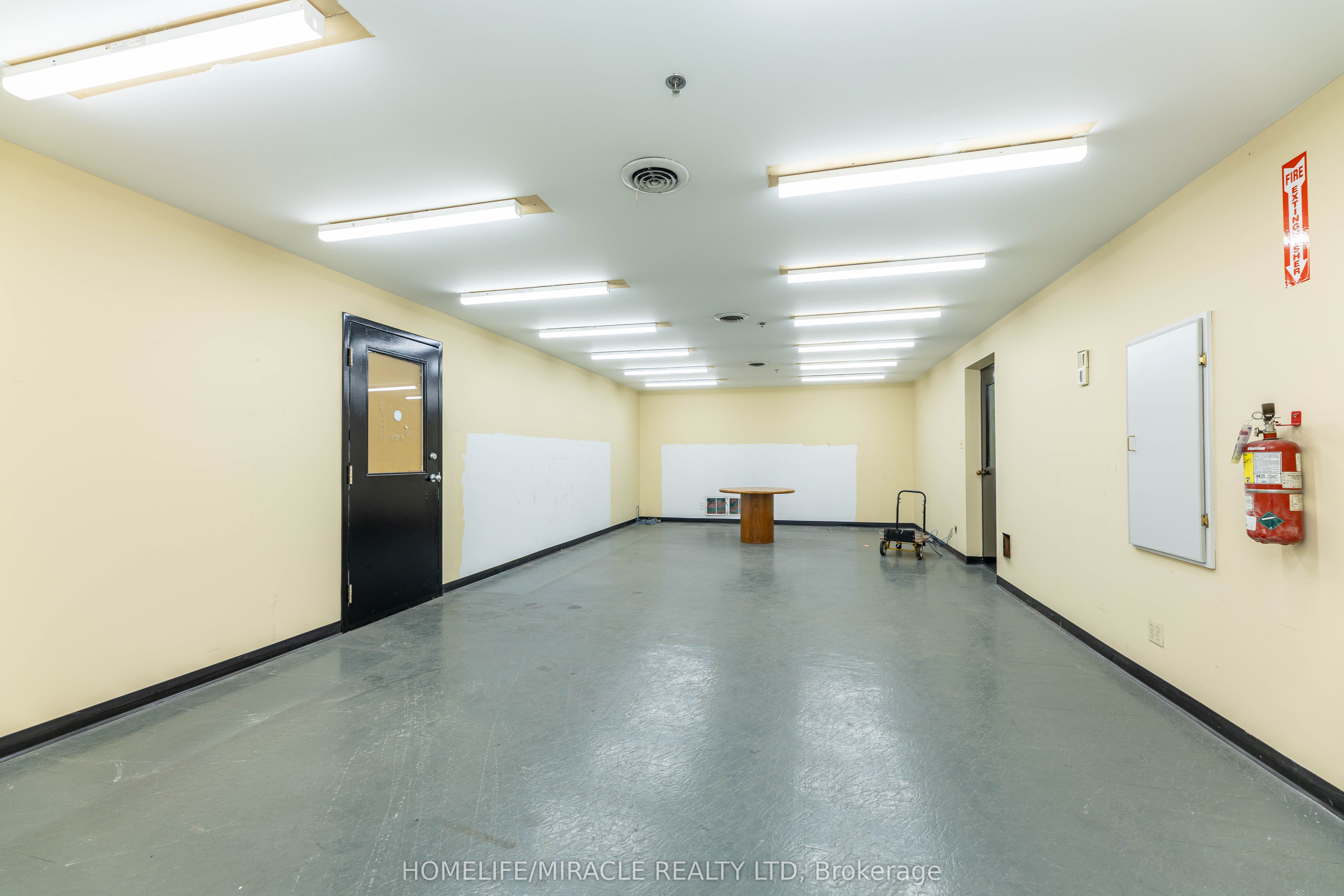 11 Automatic Road E Property Photo 19