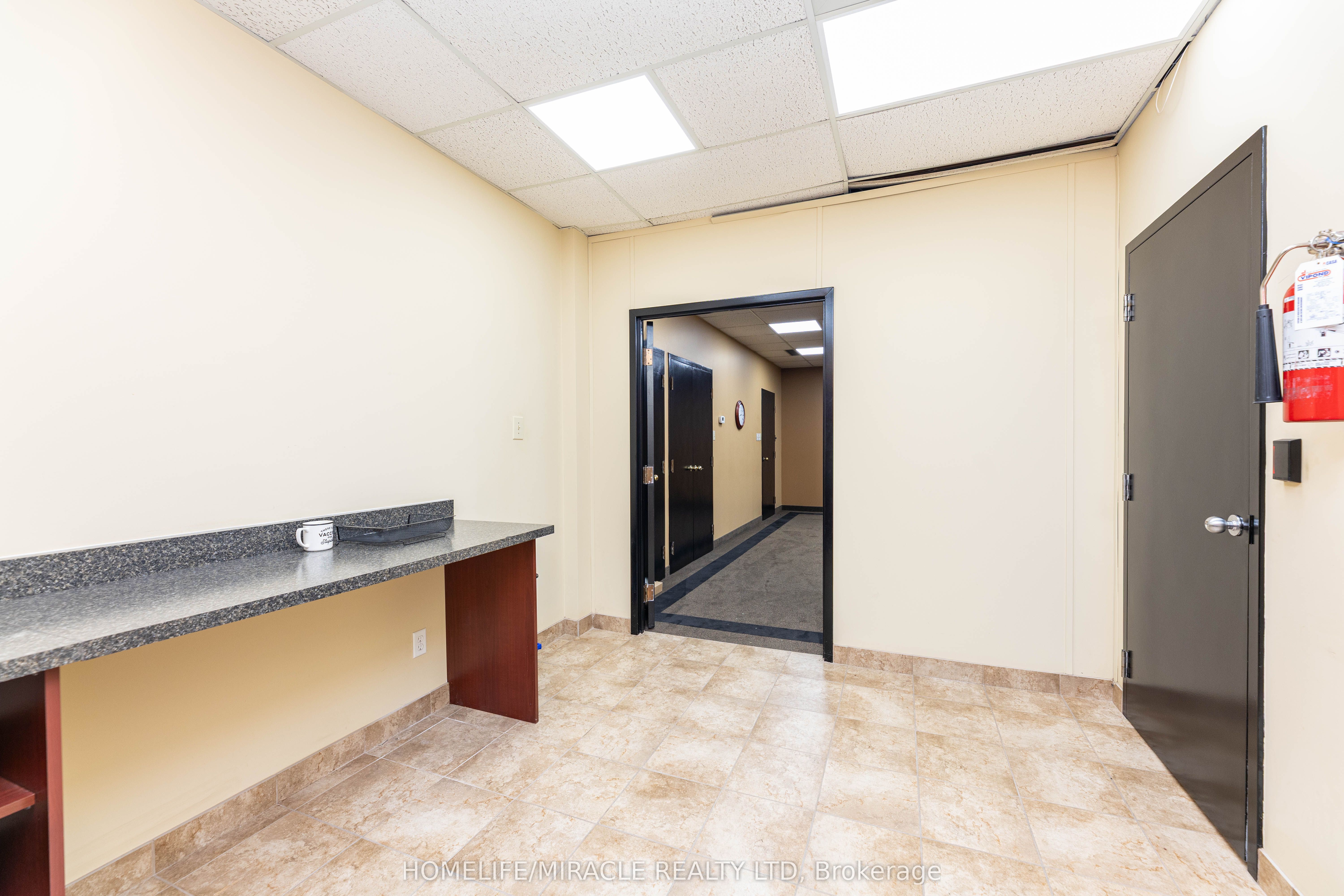 11 Automatic Road E Property Photo 37