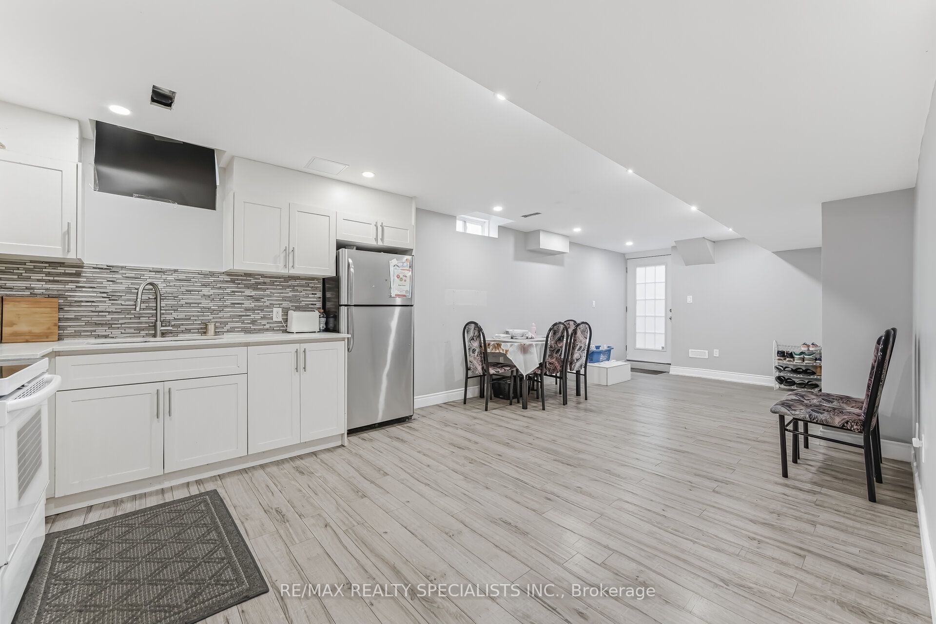 146 Lloyd Sanderson Drive Property Photo 25
