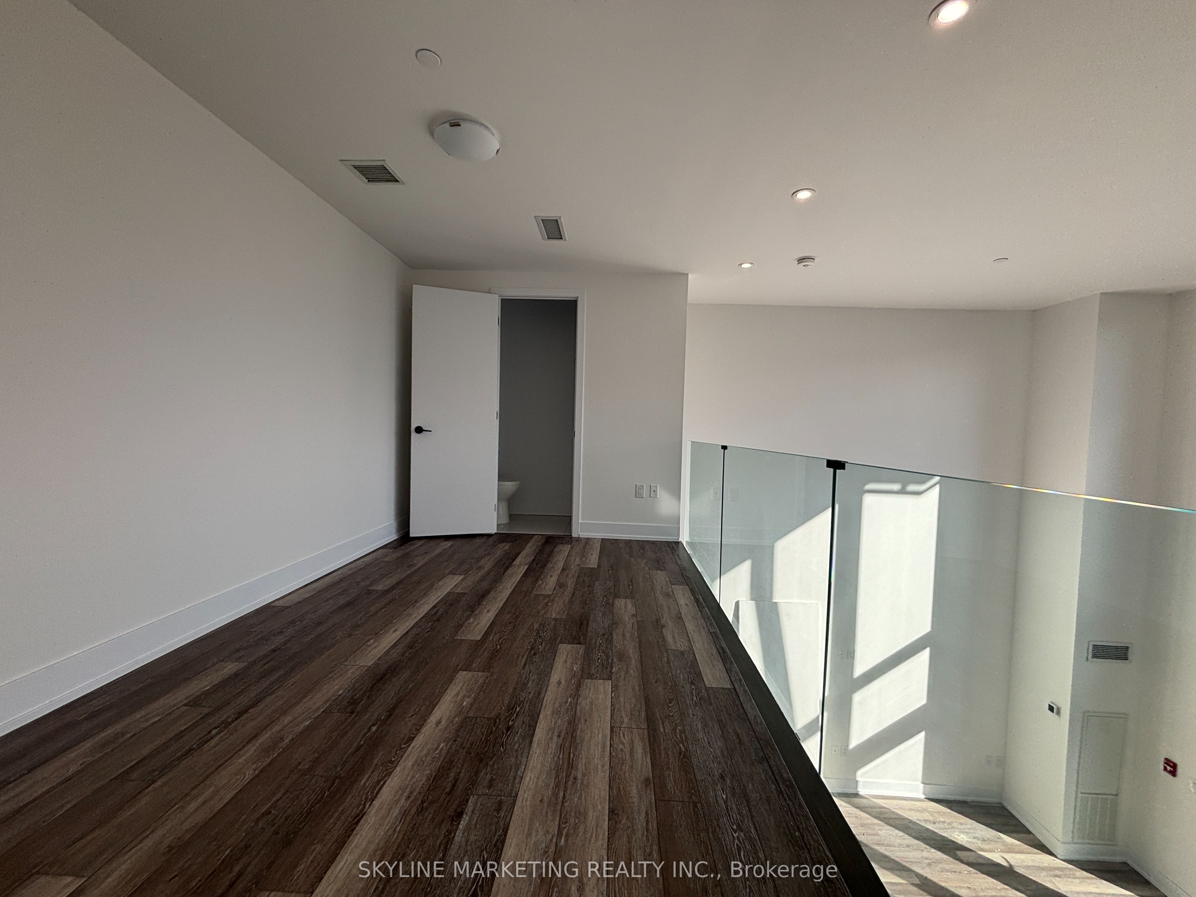 2450 Old Bronte Road 103 Property Photo 8
