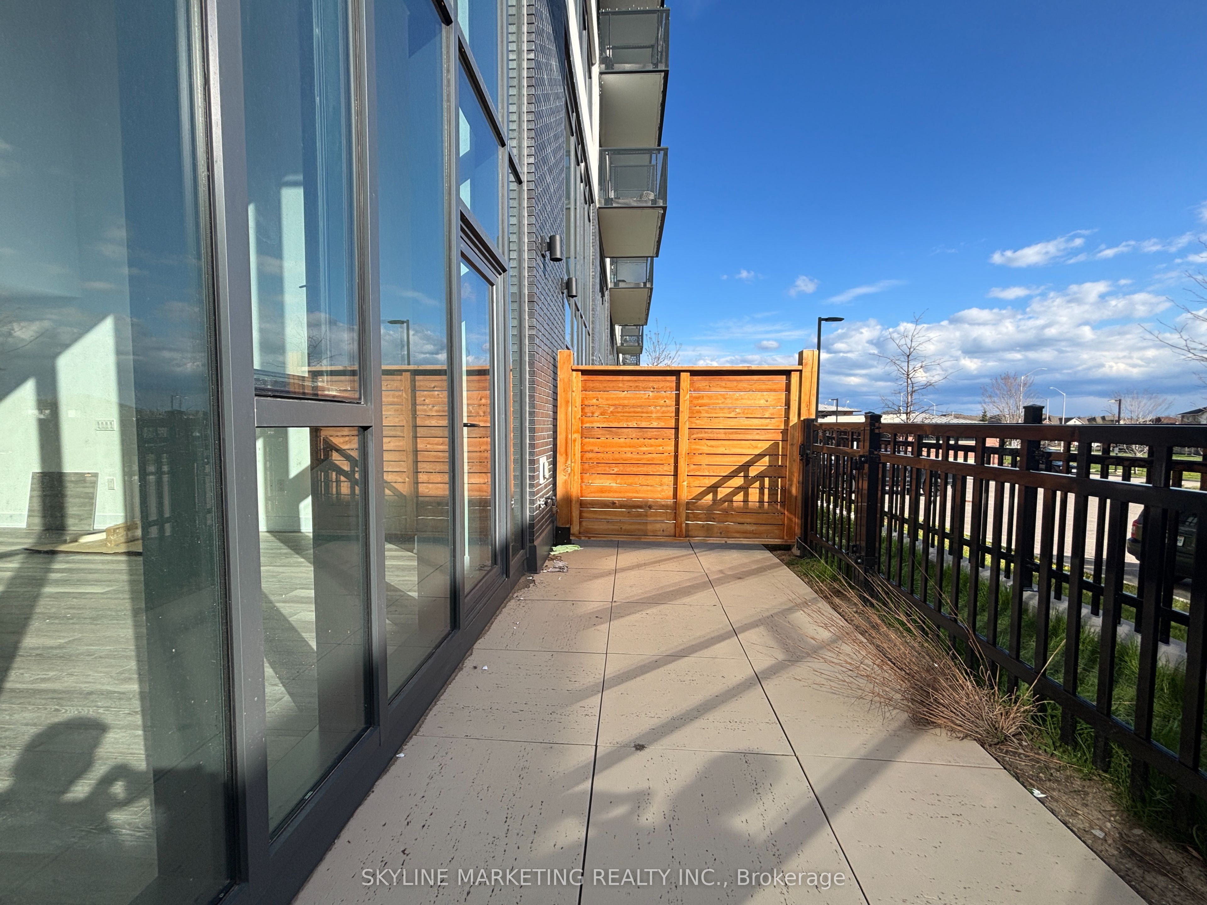 2450 Old Bronte Road 103 Property Photo 13