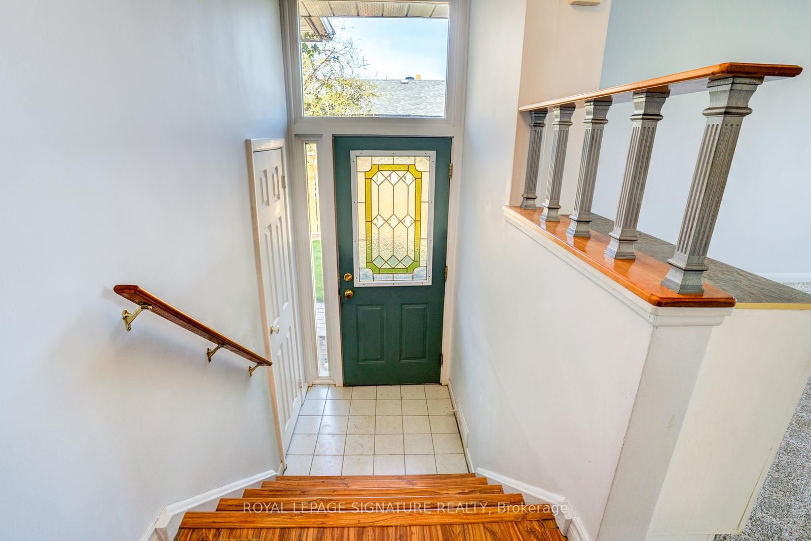 15 Epsom Downs Drive Property Photo 3