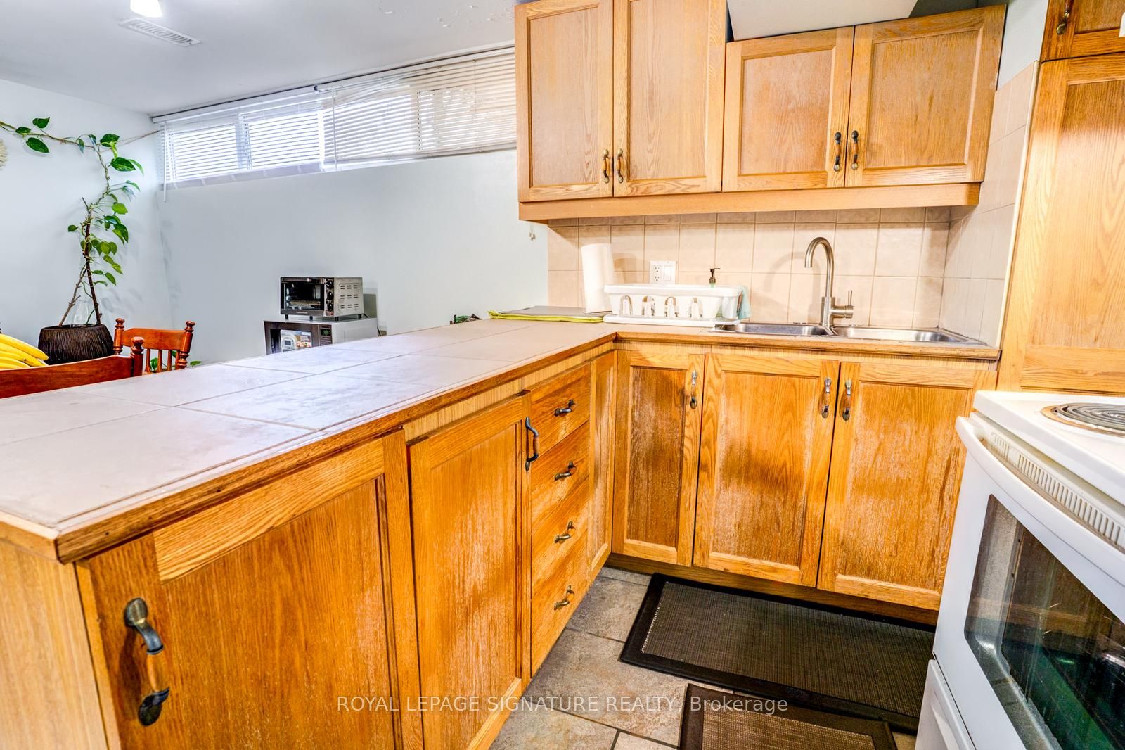 15 Epsom Downs Drive Property Photo 17