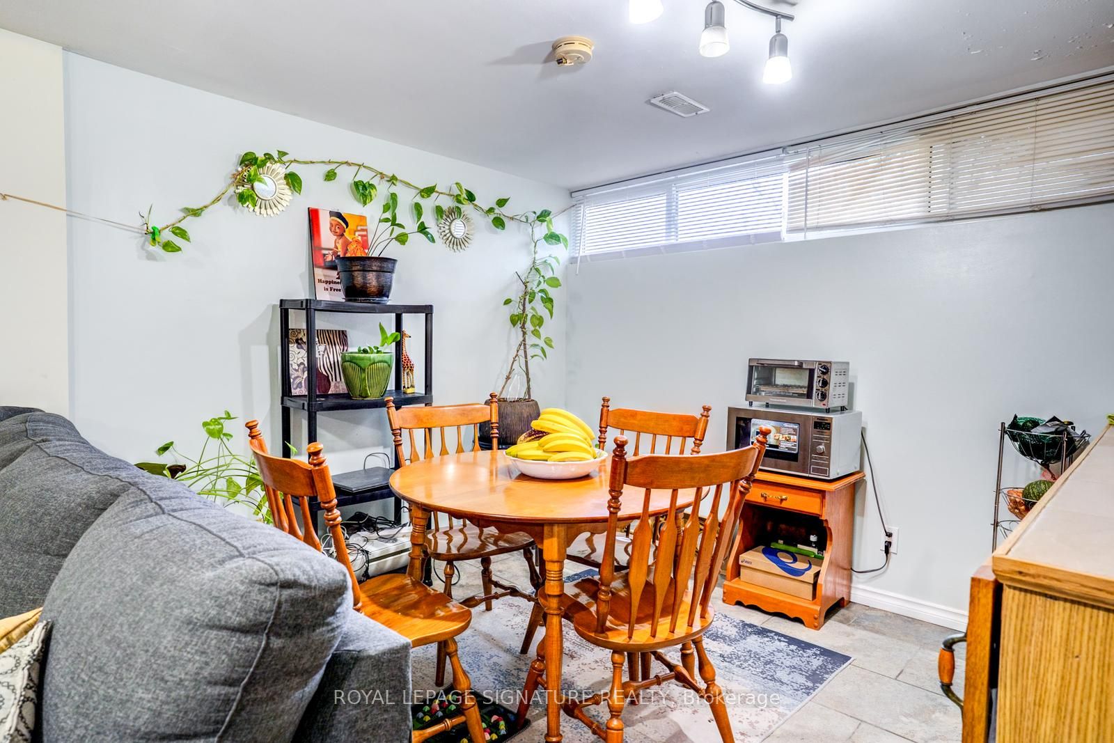 15 Epsom Downs Drive Property Photo 19