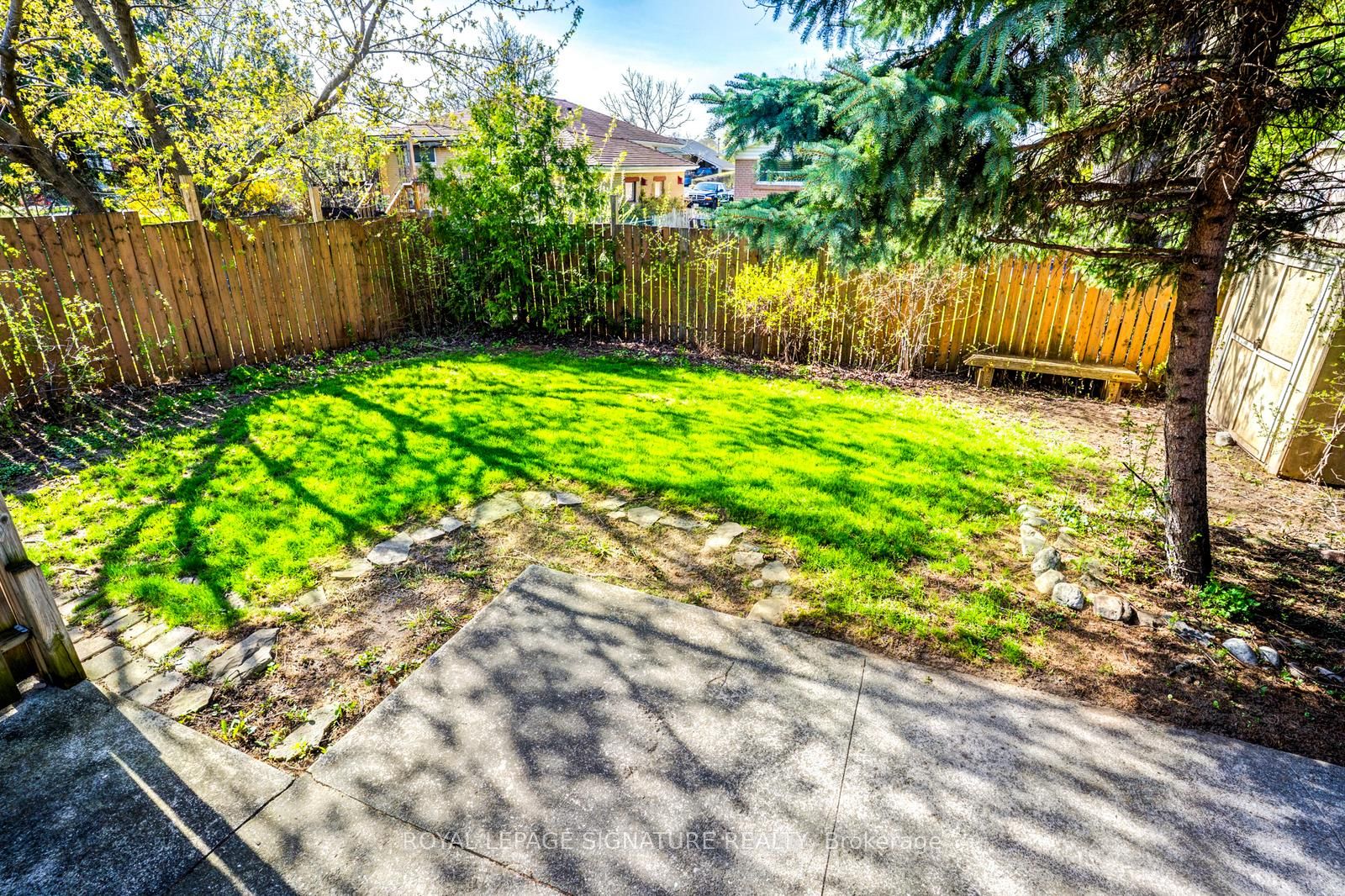 15 Epsom Downs Drive Property Photo 24