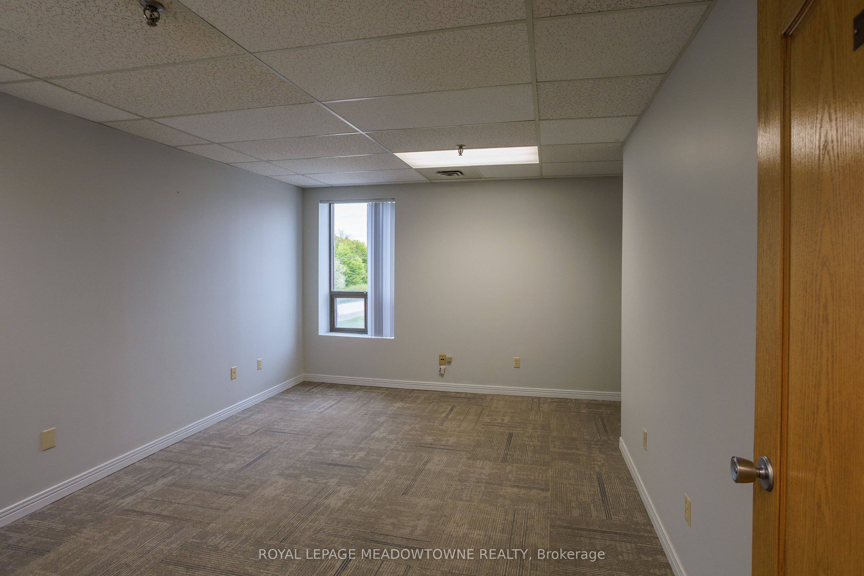 295 Alliance Road D Property Photo 1
