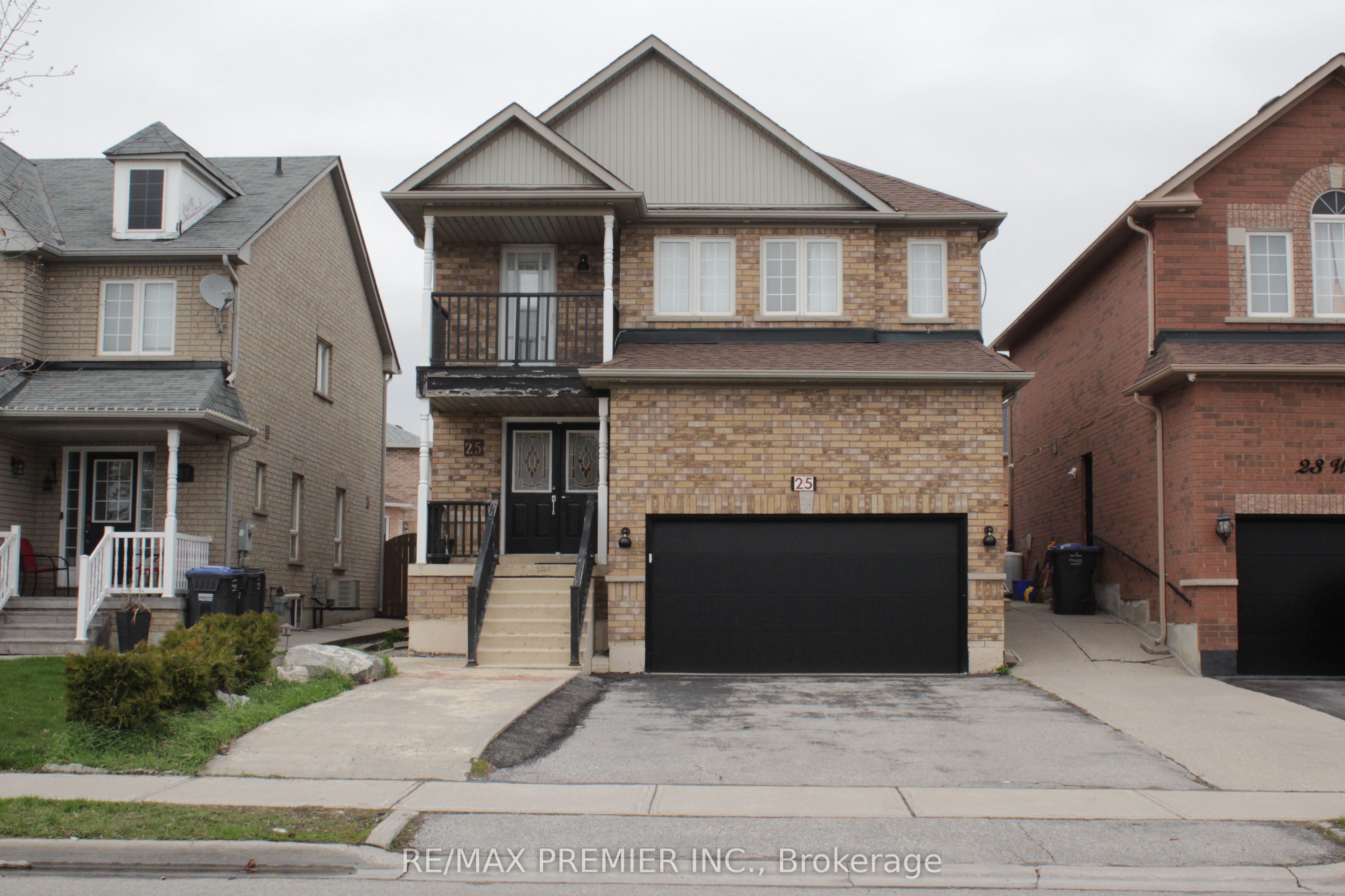 25 Westbrook Avenue A Property Photo 1