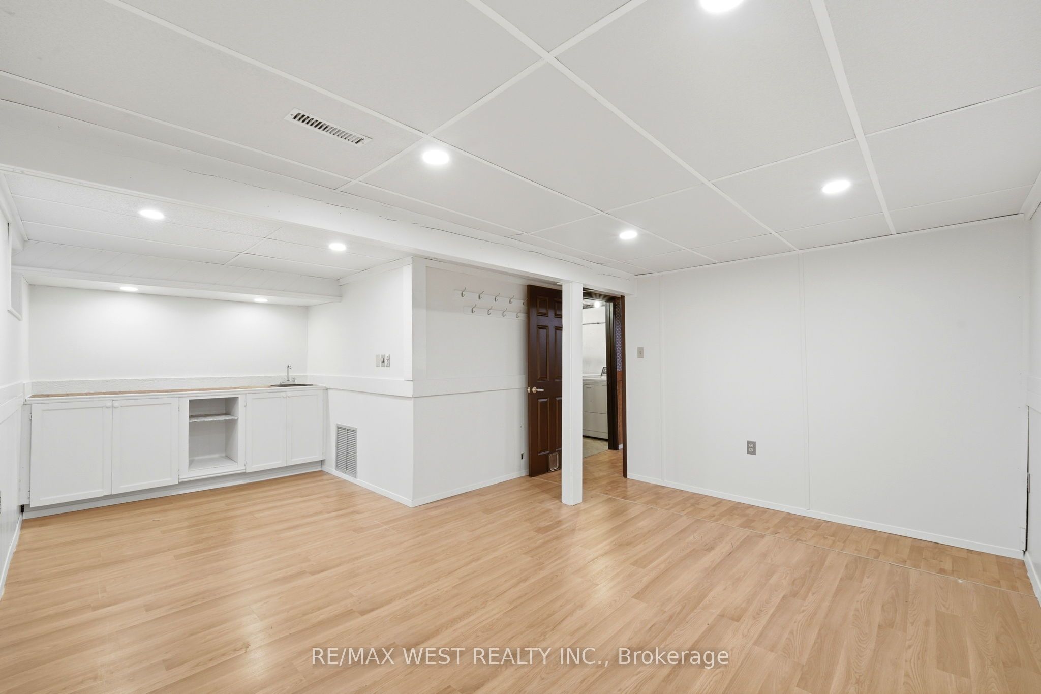 318 Laurier Avenue 43 Property Photo 8
